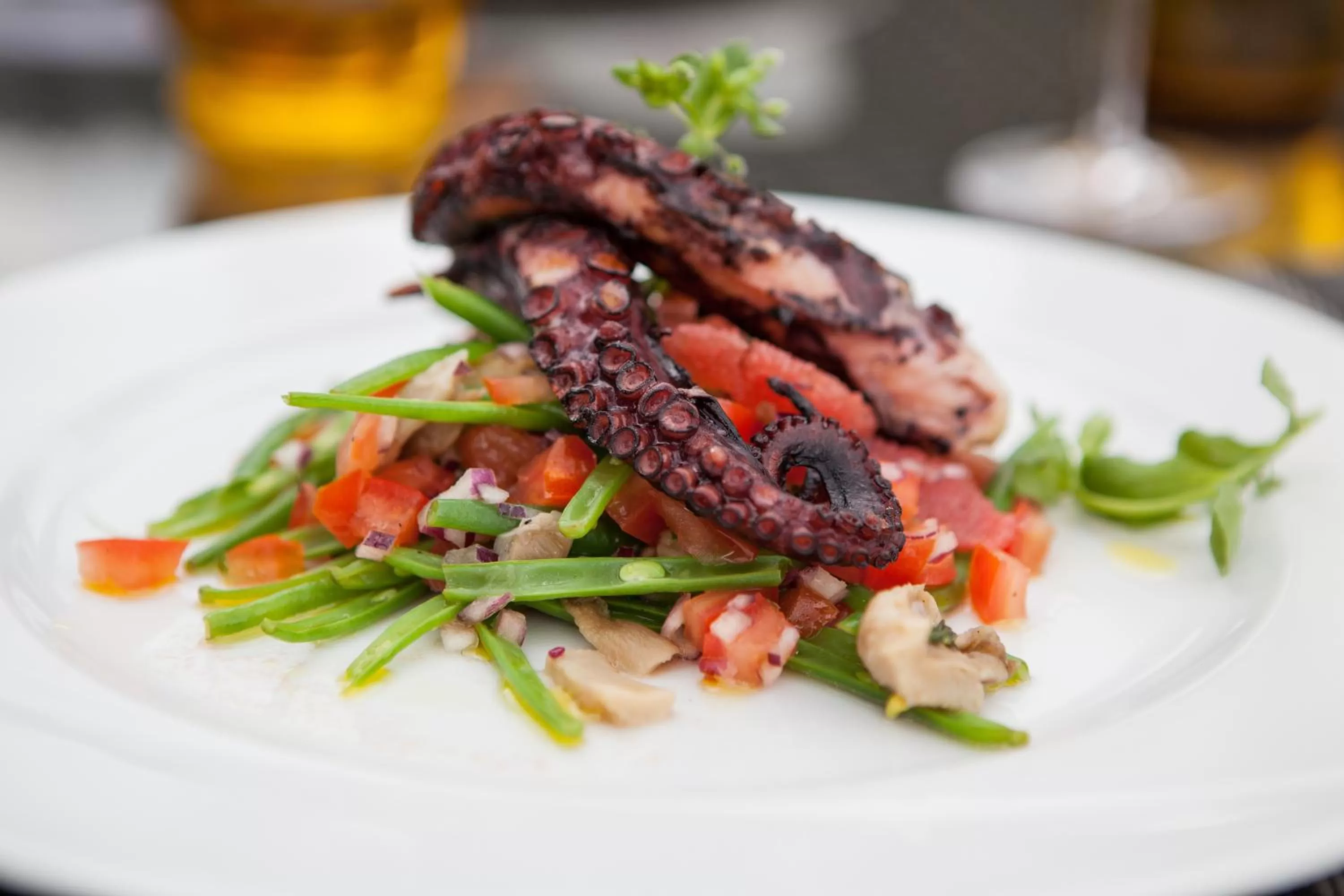 Restaurant/places to eat in Retro Riverside Wellness Resort