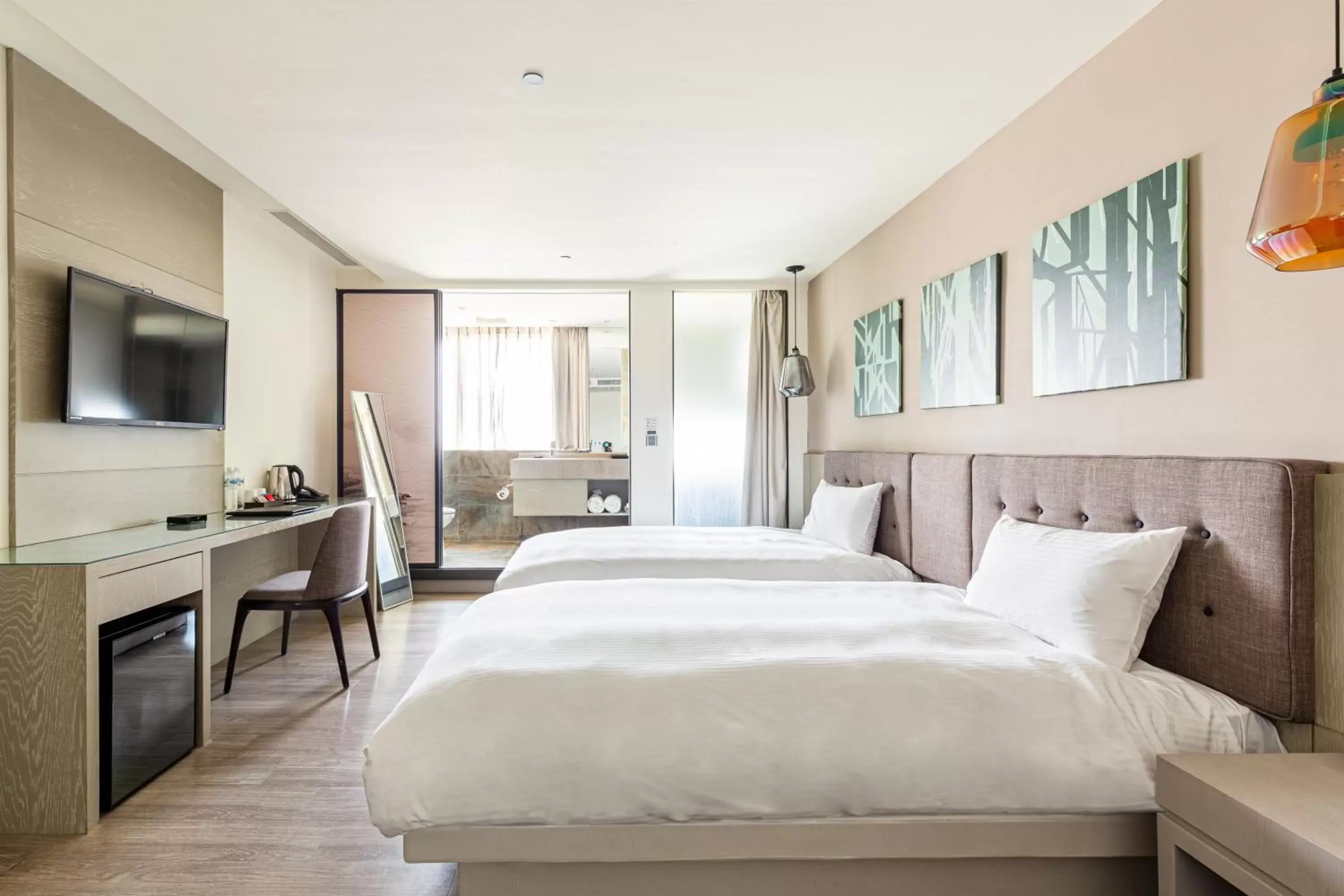 Photo of the whole room, Bed in Hub Hotel Kaohsiung Yawan Branch Photo of the whole room, Bed in Hub Hotel Kaohsiung Yawan Branch