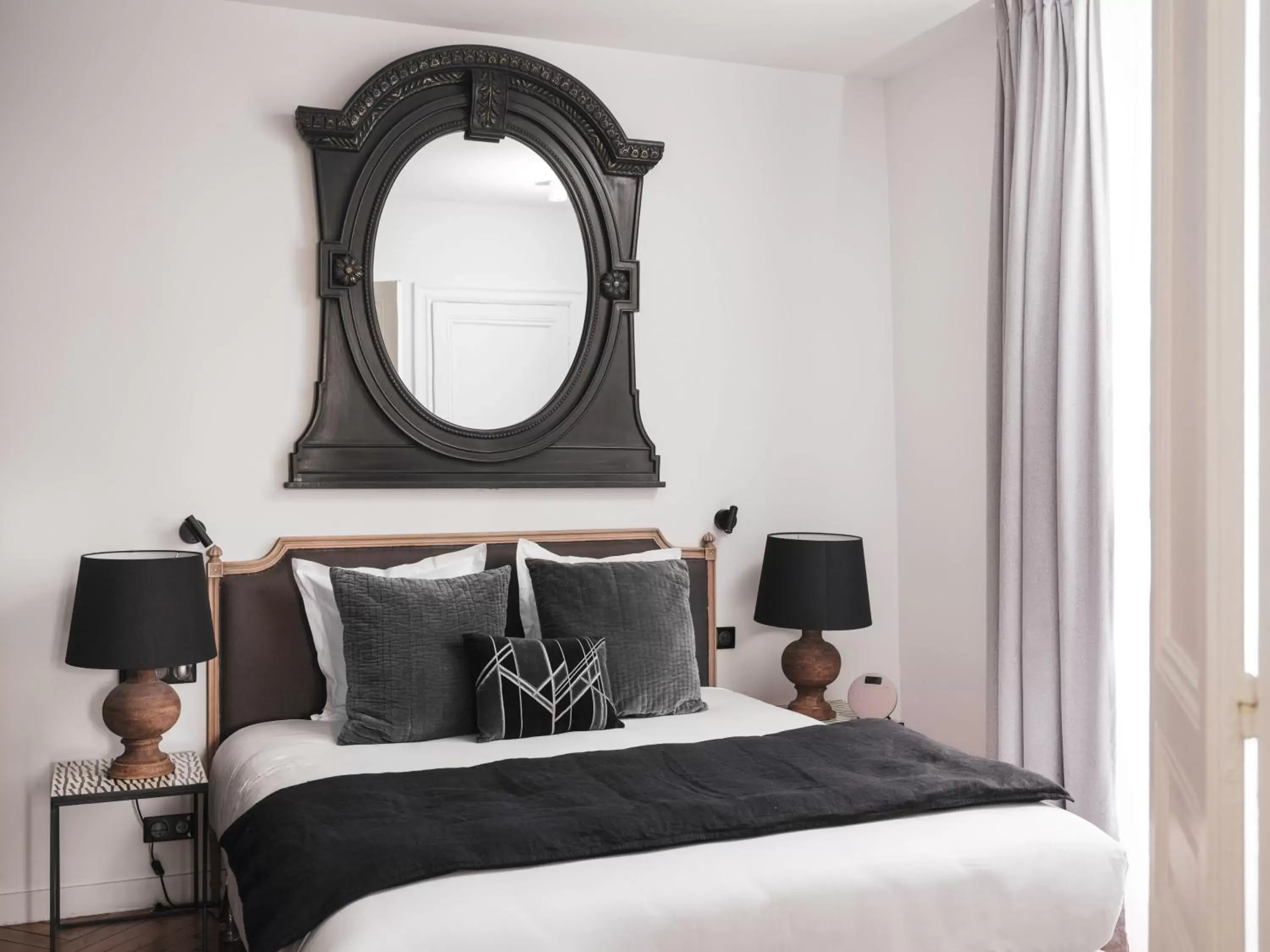 Bedroom, Bed in Maisons du Monde Hotel & Suites - Nantes