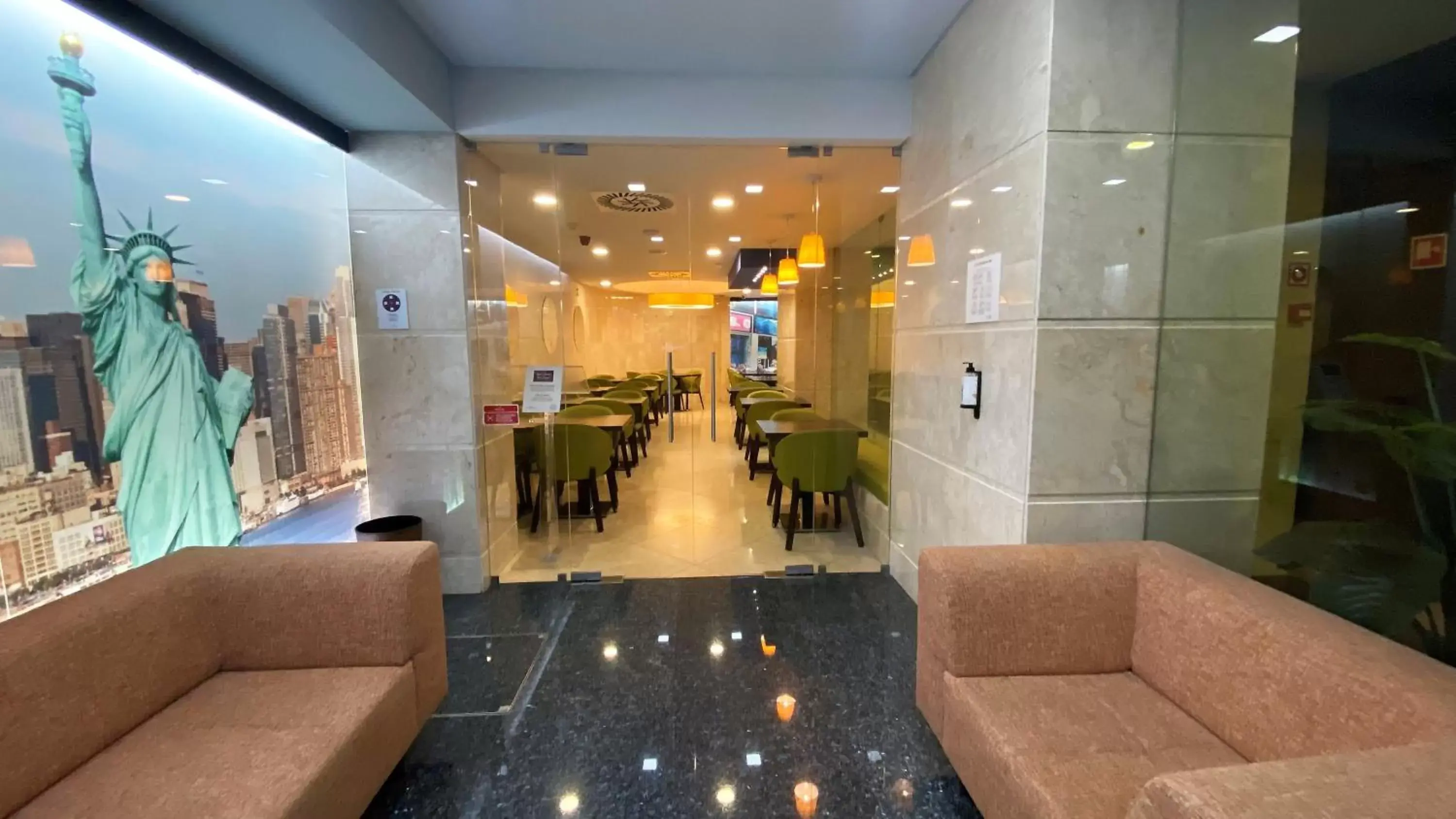 Restaurant/places to eat, Lobby/Reception in America Diamonds Hotel & Sushi Bar