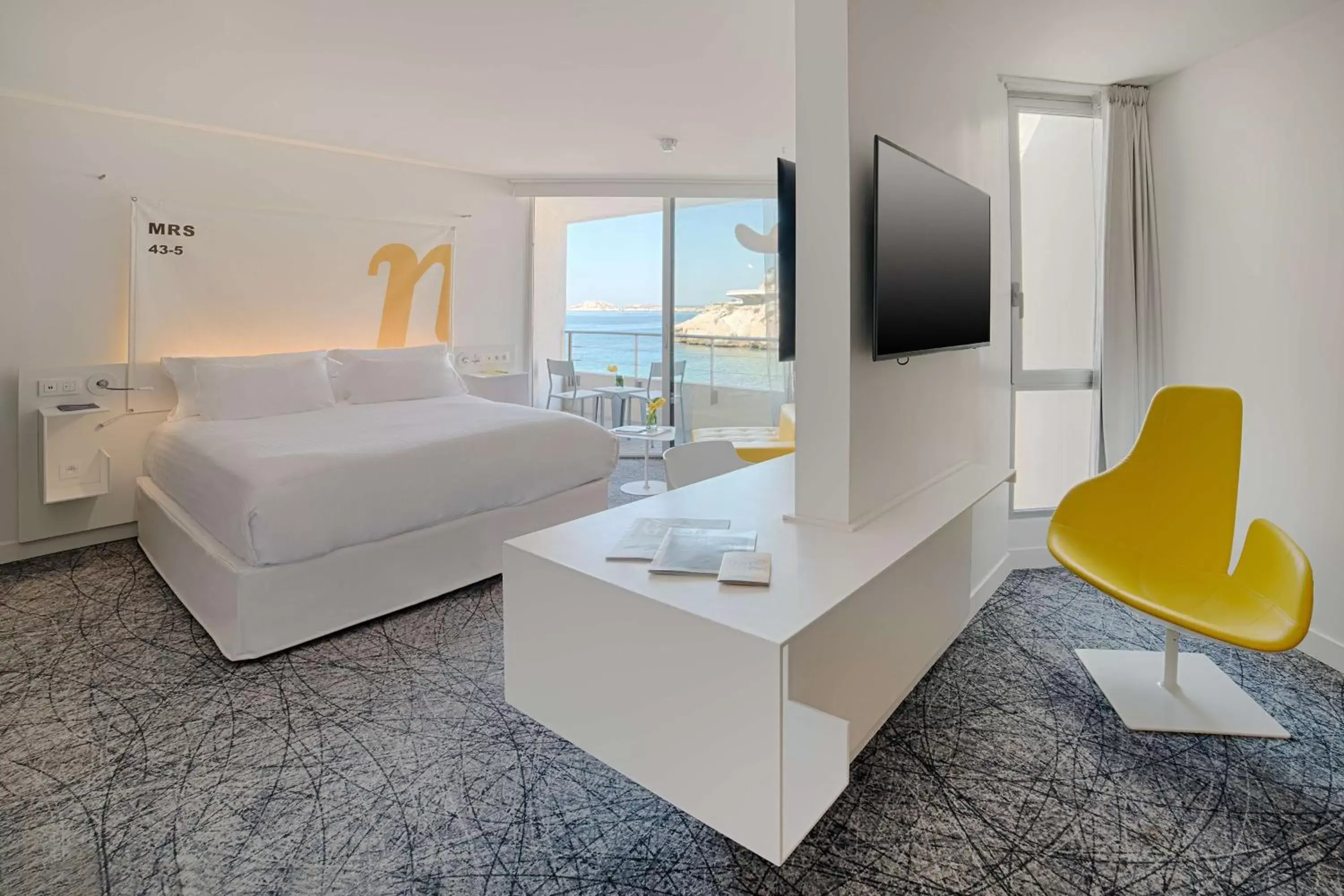 Bedroom in nhow Marseille