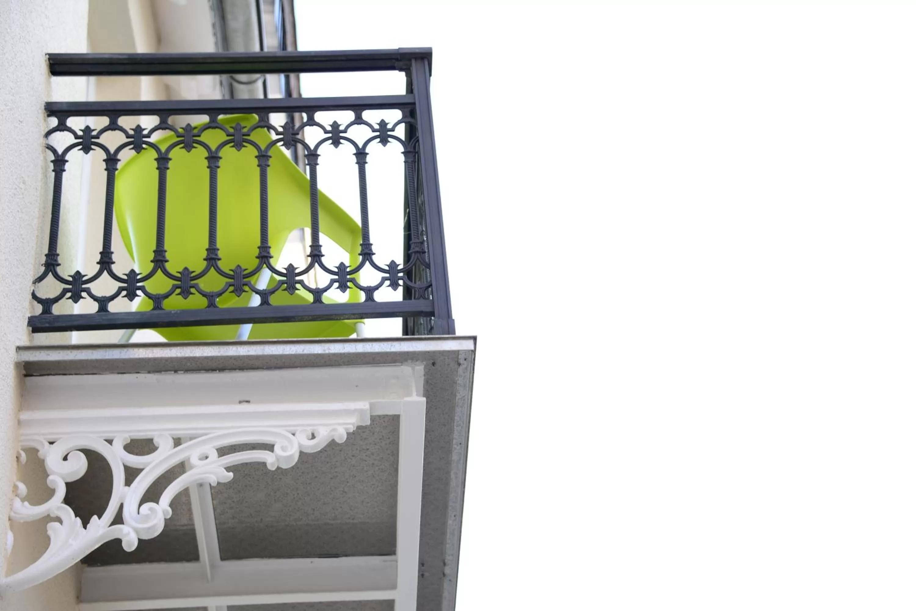 Property building in Luxstay Bad Nauheim - Self-Check-In