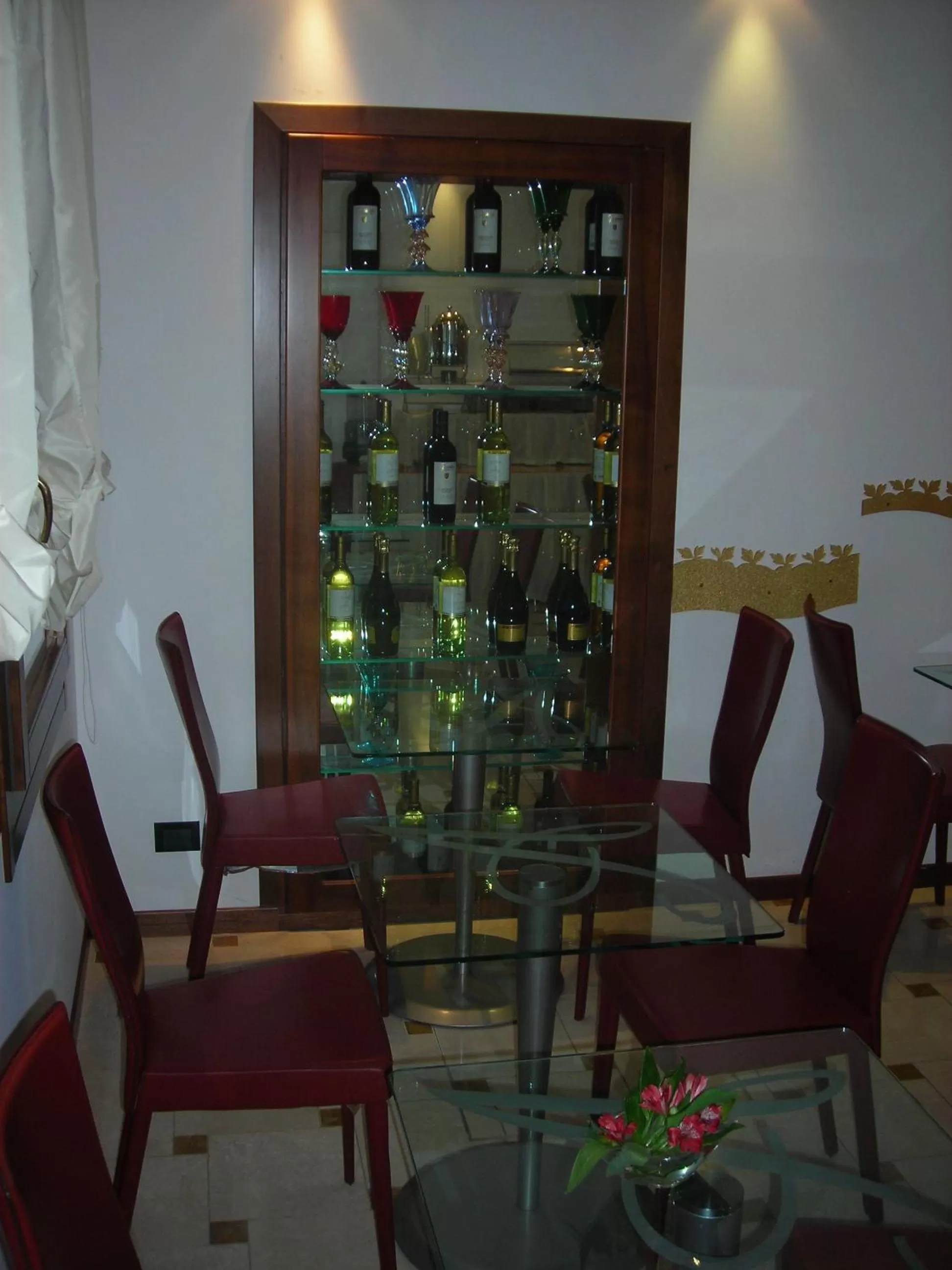 Restaurant/places to eat in Hotel Agli Artisti