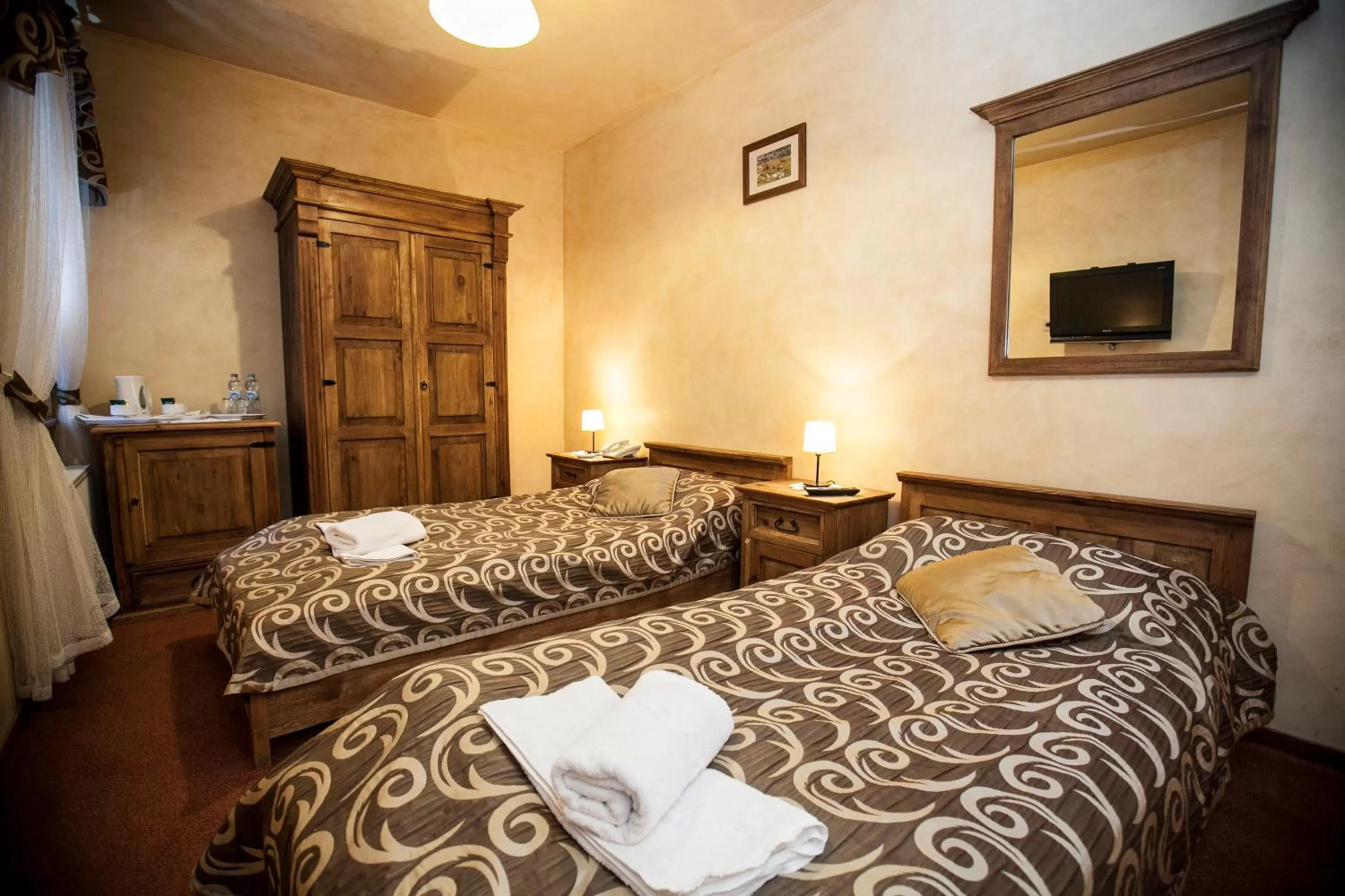 Standard Twin Room in Hotel Dwór Karolówka