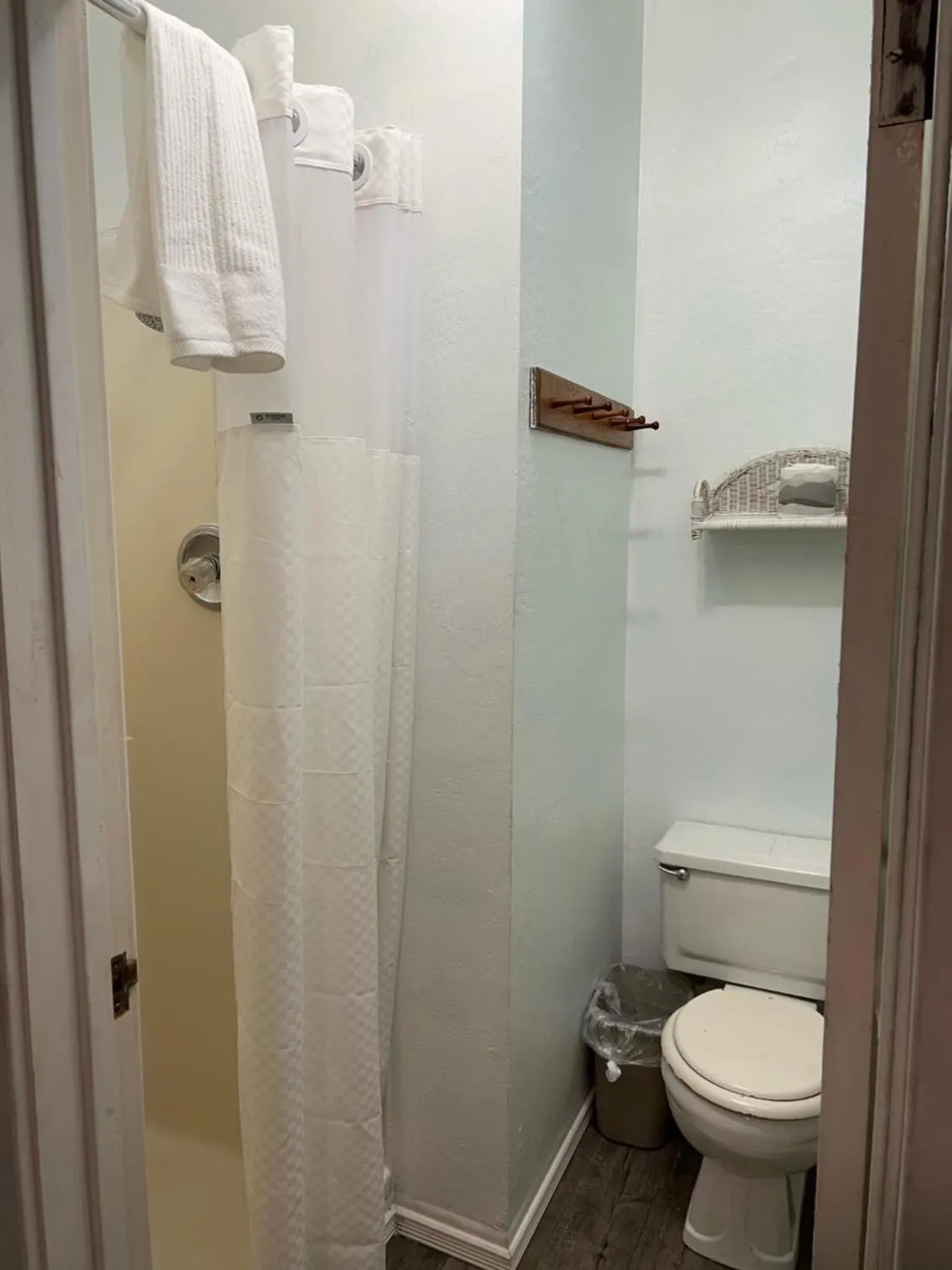 Bathroom in Americas Best Value Inn Royal Carriage