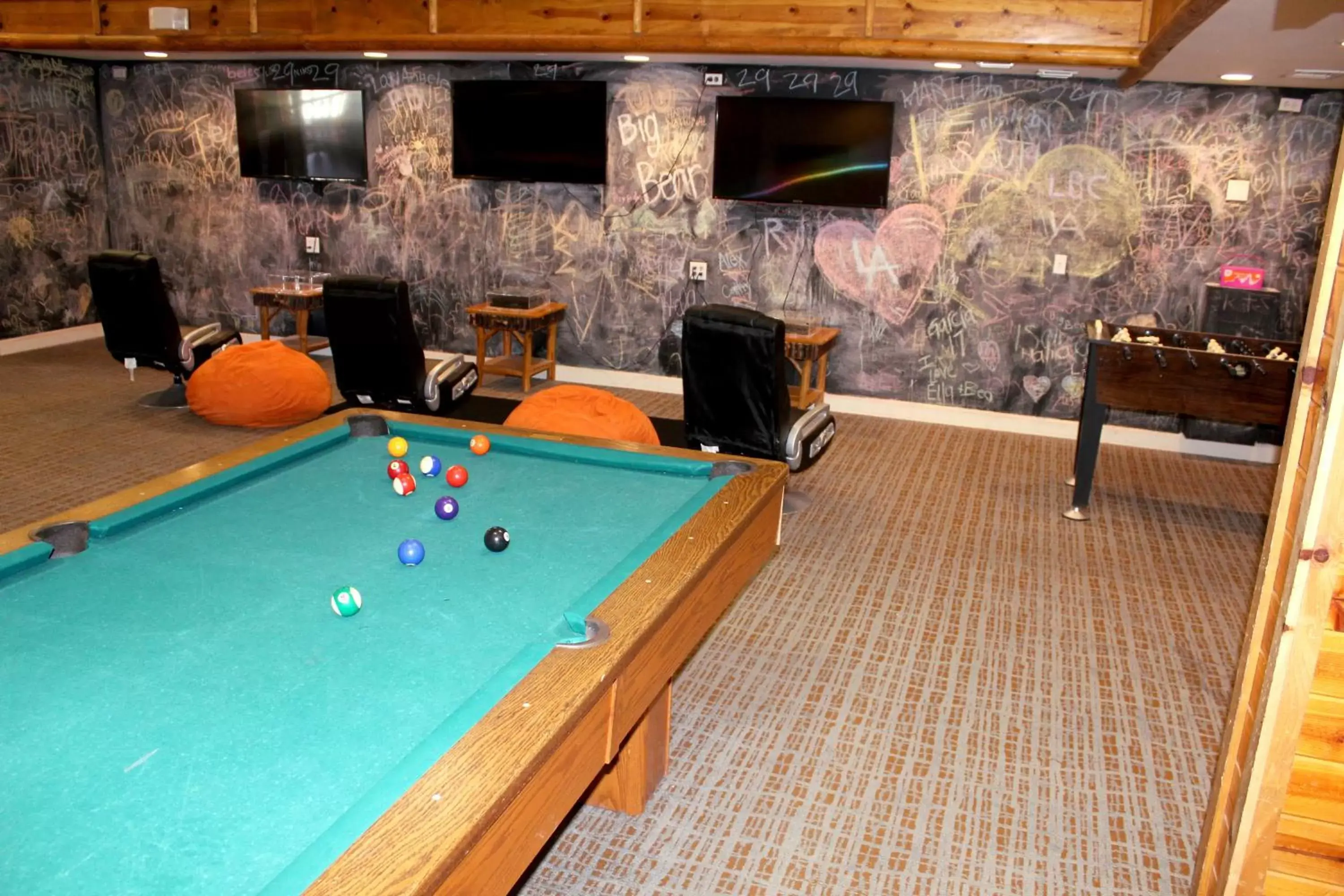 Game Room, Billiards in Holiday Inn Resort The Lodge at Big Bear Lake, an IHG Hotel