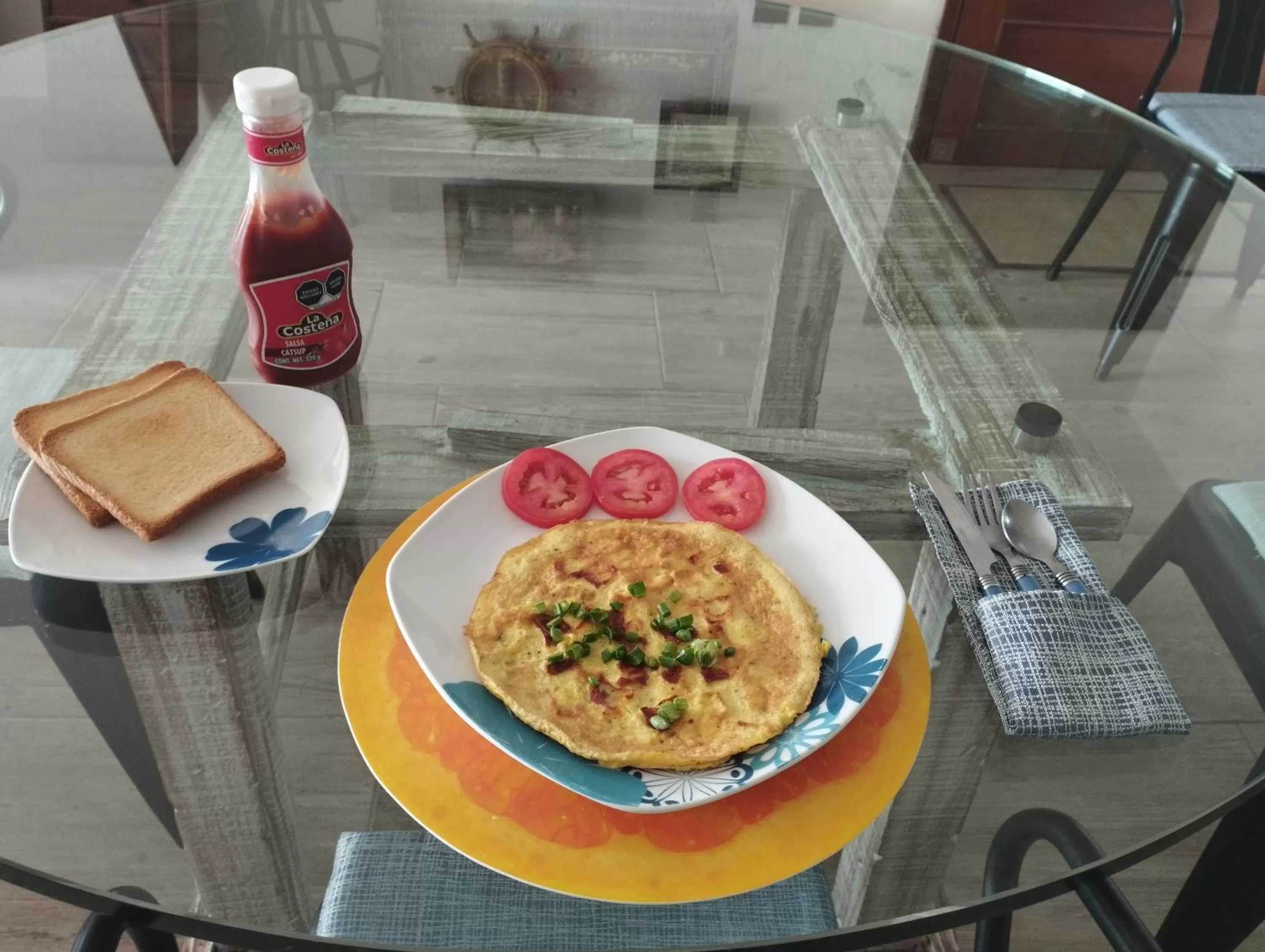 Food in Flamingo Ocean View