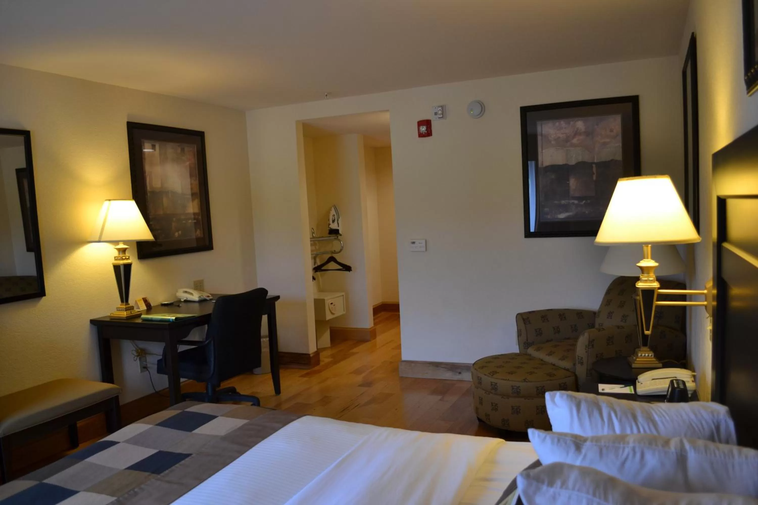 Bed in Wingate by Wyndham LaGrange