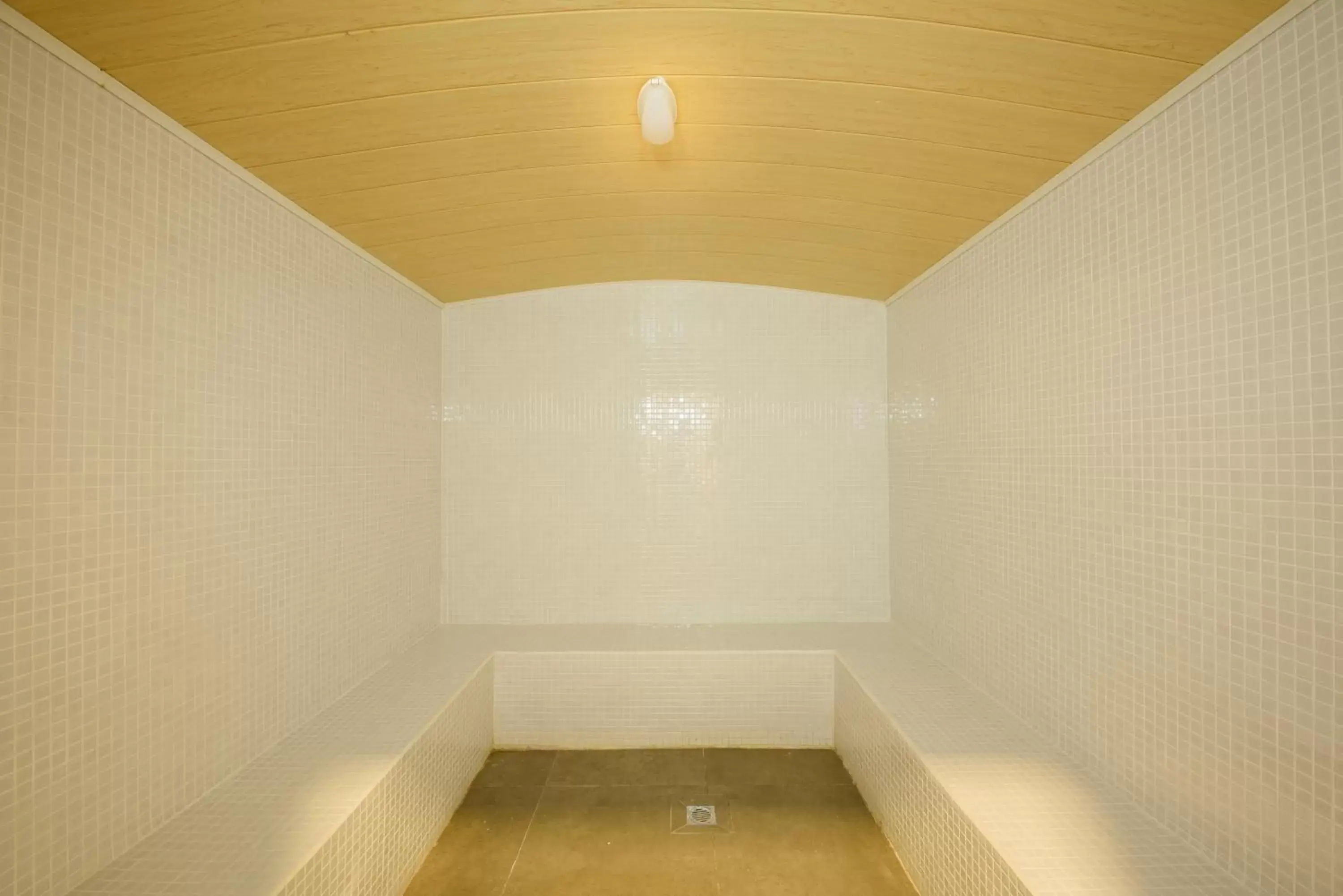 Sauna in Mansion 51 Hotel & Apartment