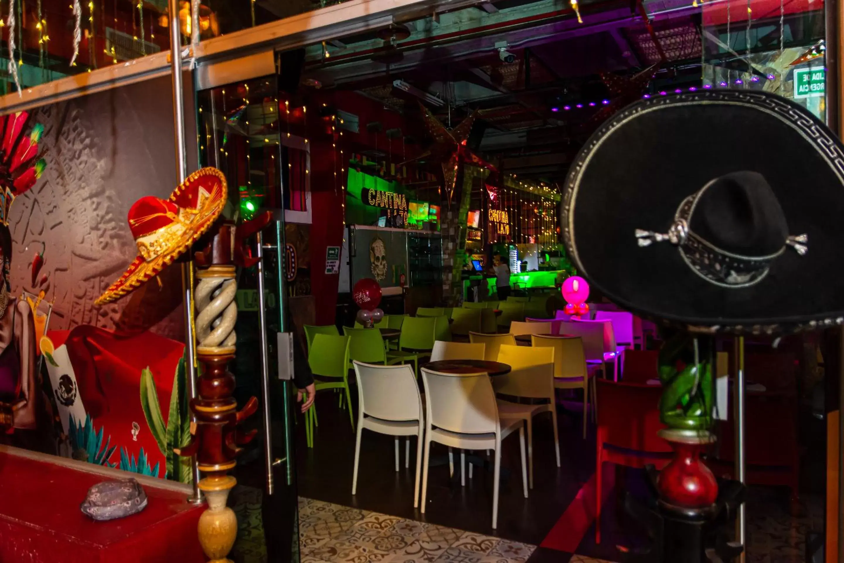 Entertainment, Lounge/Bar in Hotel Dorado La 70