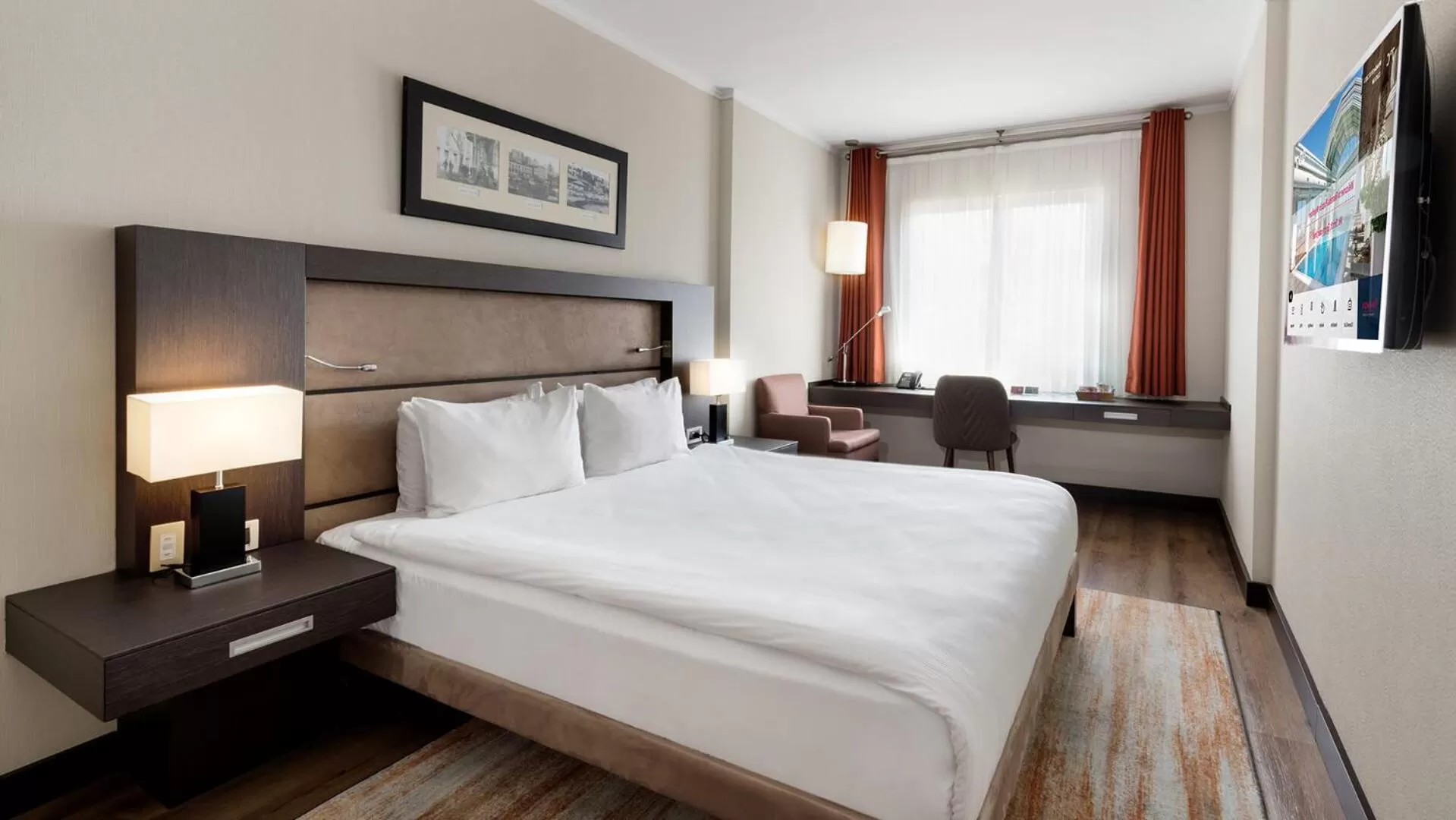 Photo of the whole room, Bed in Ramada Plaza By Wyndham Istanbul City Center