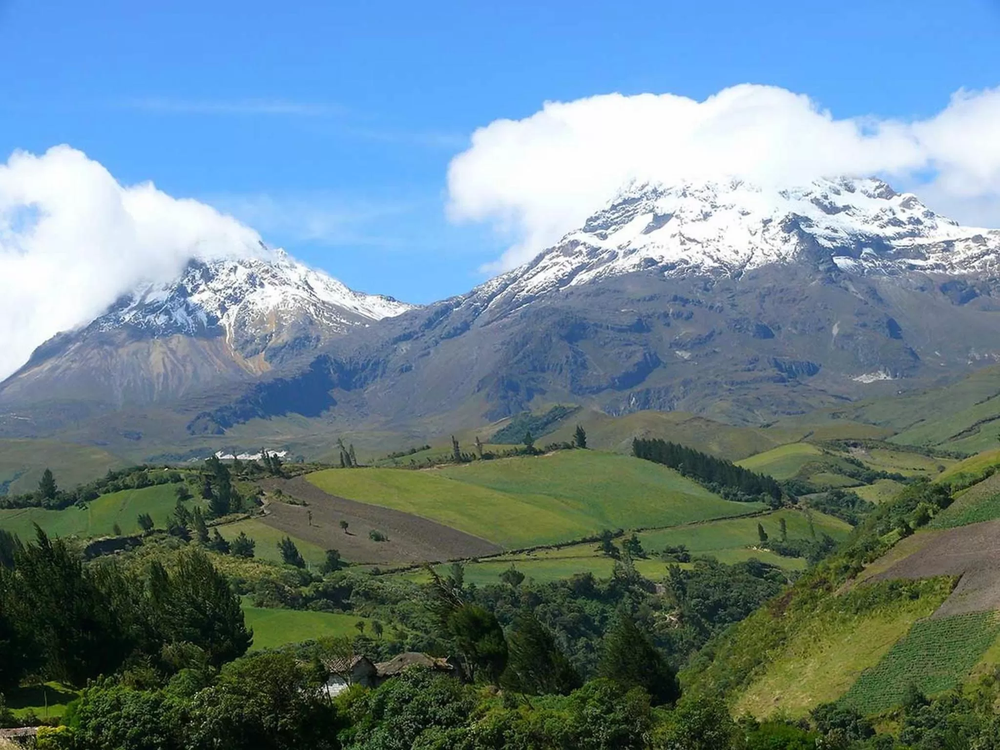 Hiking in Hotel Endamo