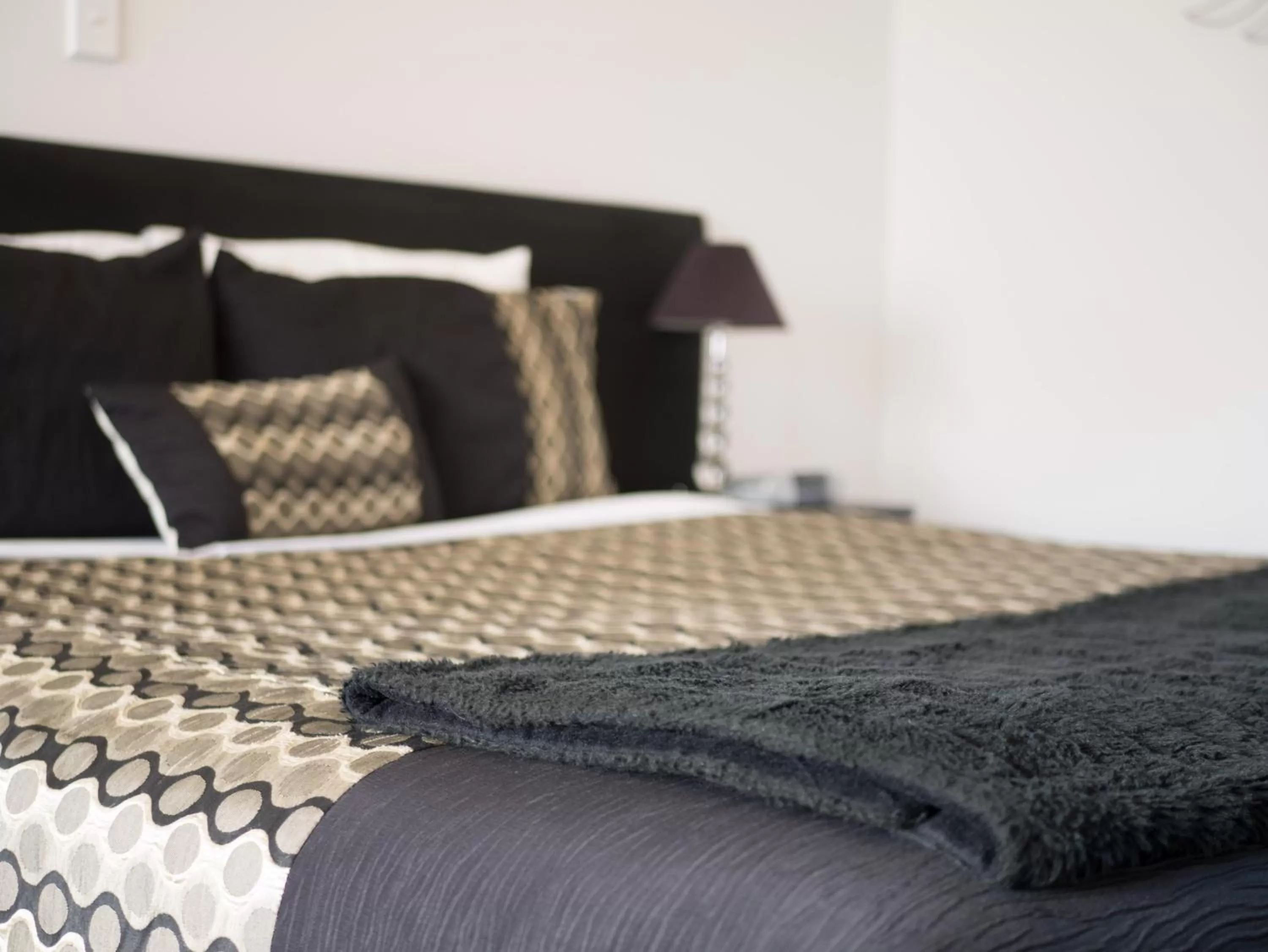 Bedroom, Bed in Bellano Motel Suites