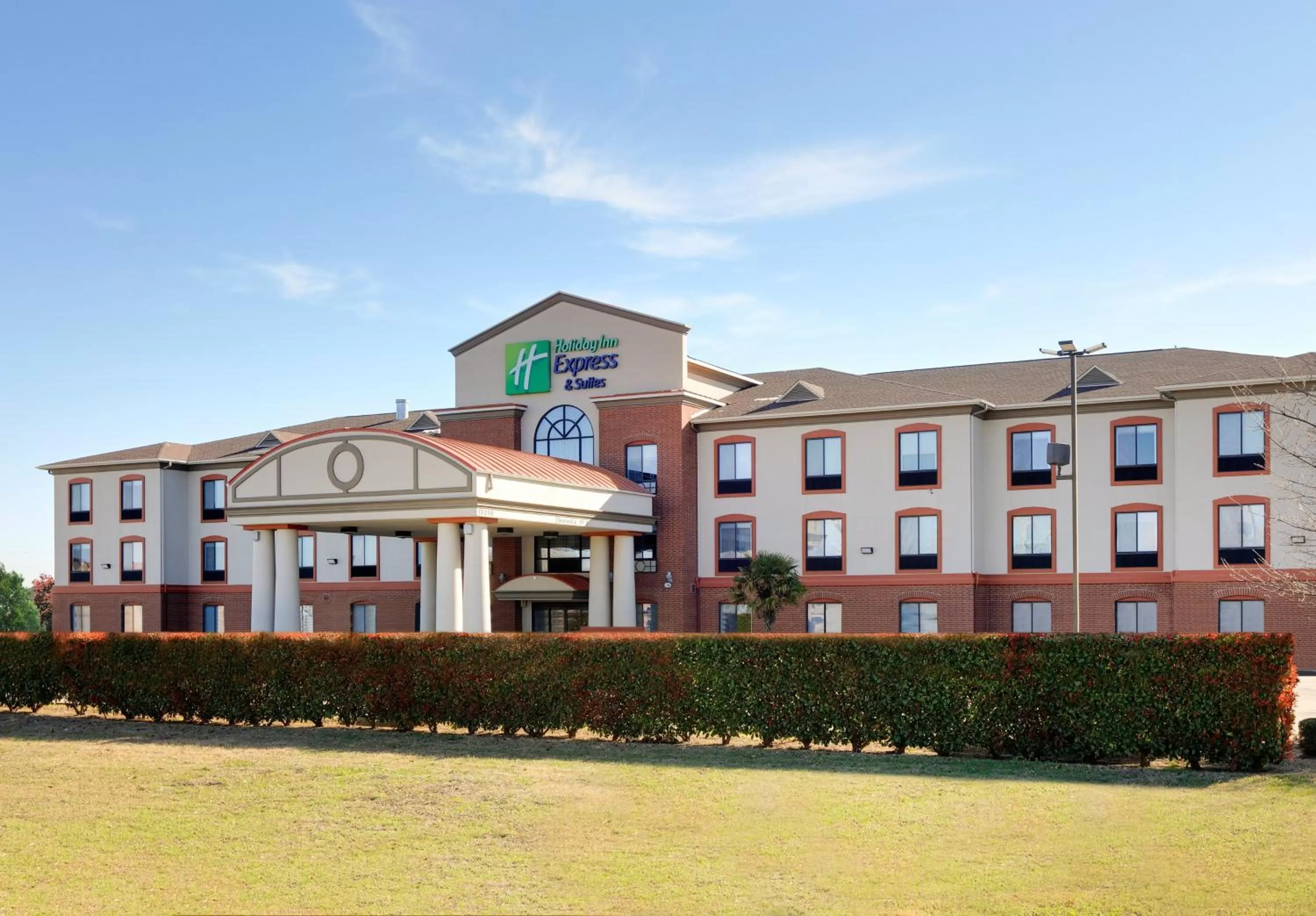 Property Building in Holiday Inn Express Hotel & Suites Burleson - Fort Worth, an IHG Hotel