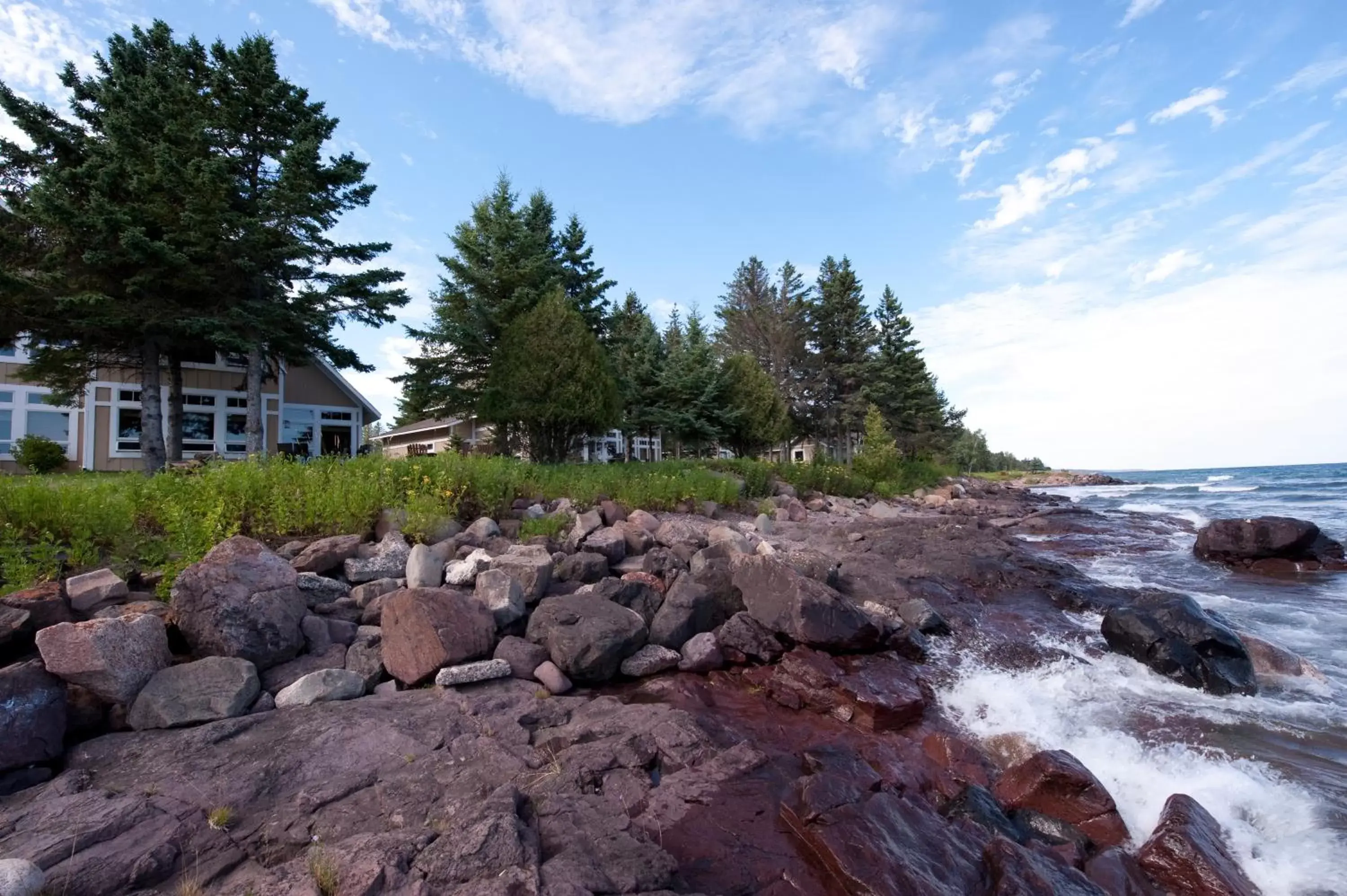 Natural landscape in Larsmont Cottages