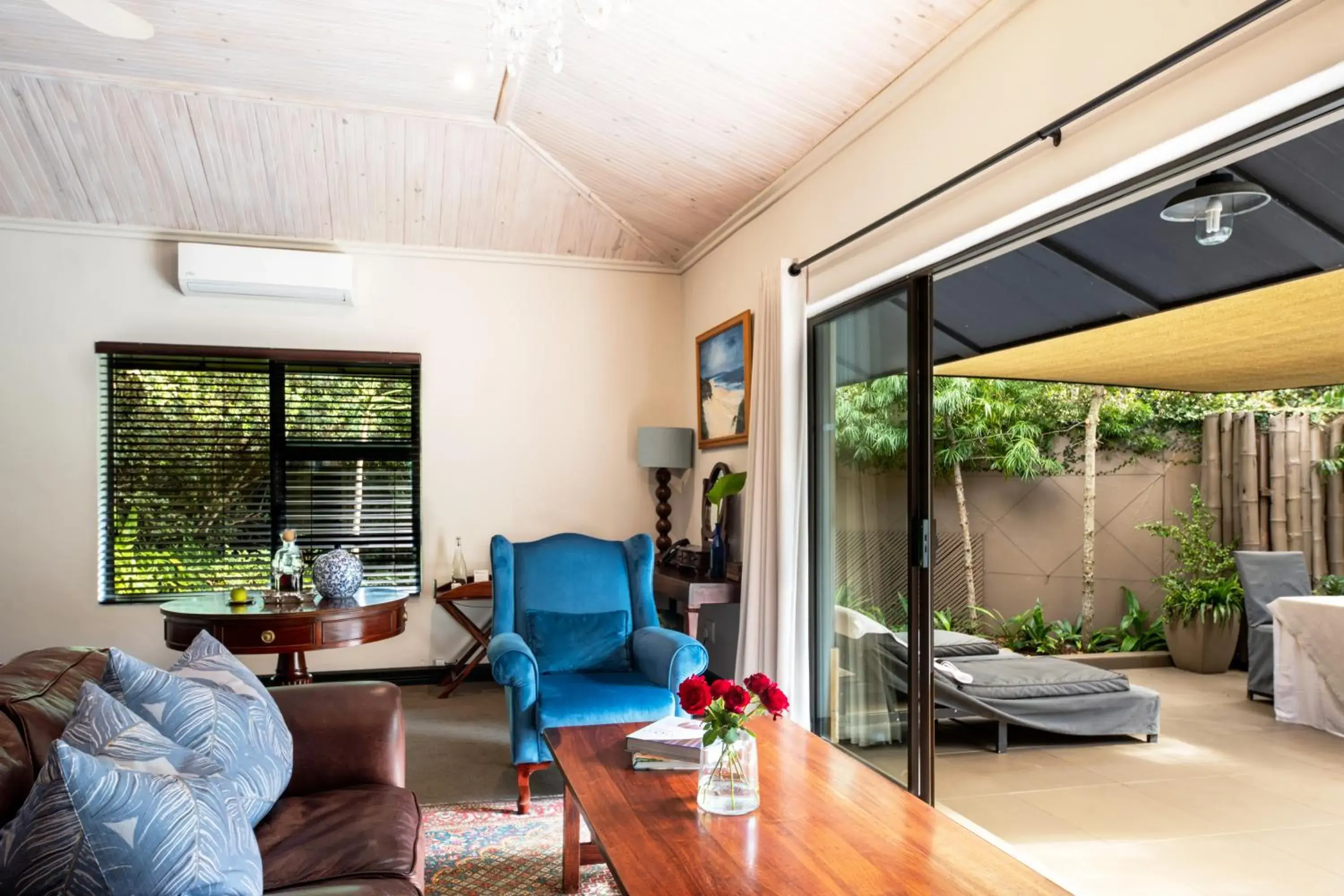 Living room, Seating Area in Prana Lodge