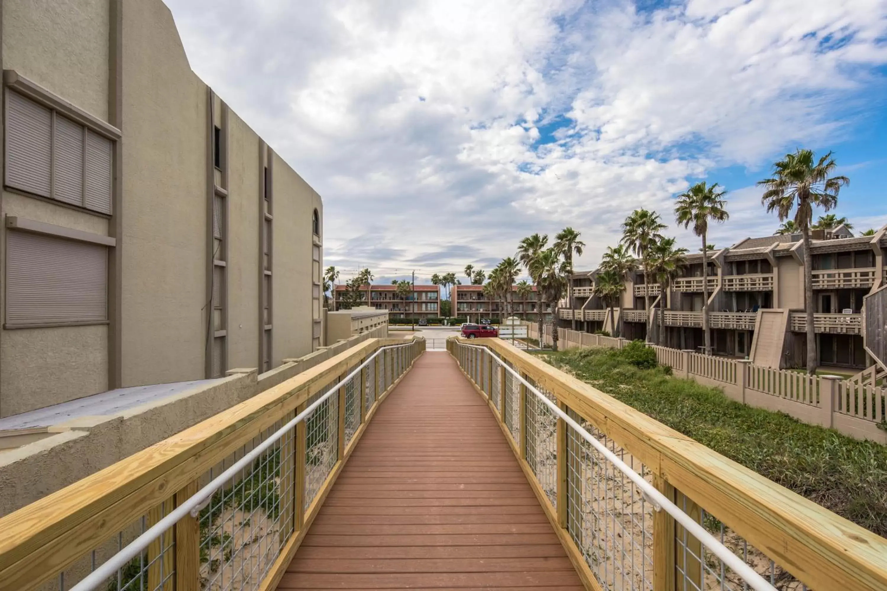 Balcony/Terrace in Beachview Condominiums: Wicker Wanderer (#109)