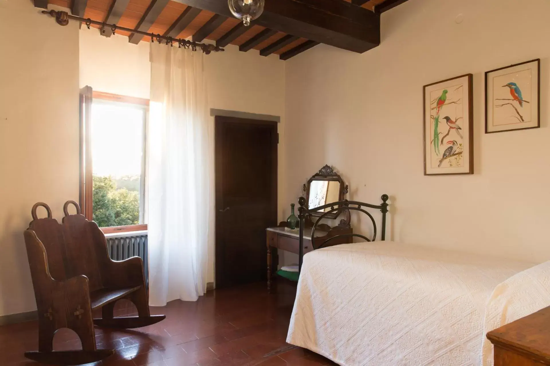 Single Room with Private Bathroom in Borgo La Torre alle Tolfe