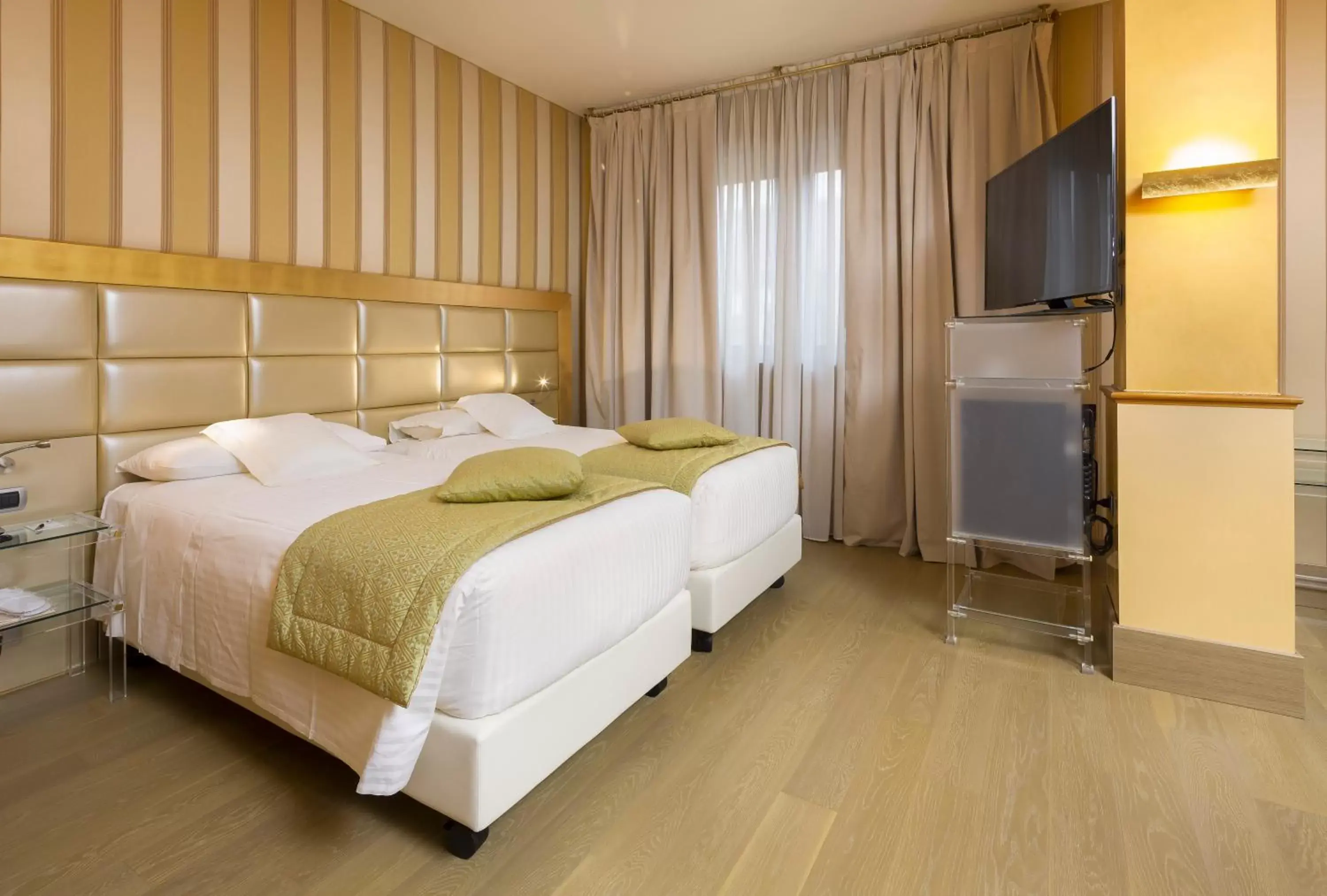 Bedroom in c-hotels Rubens