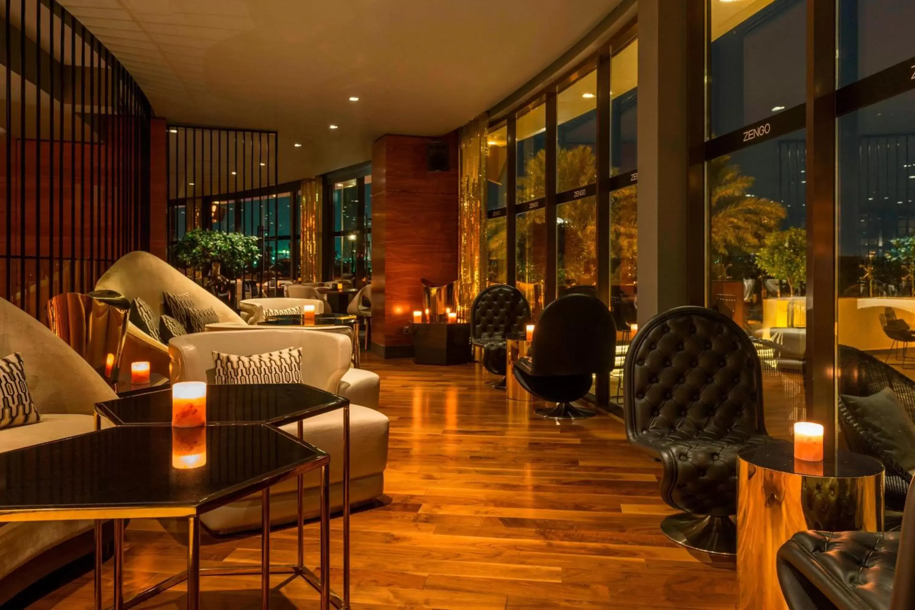 Lounge or bar, Lounge/Bar in Le Royal Meridien Beach Resort & Spa Dubai