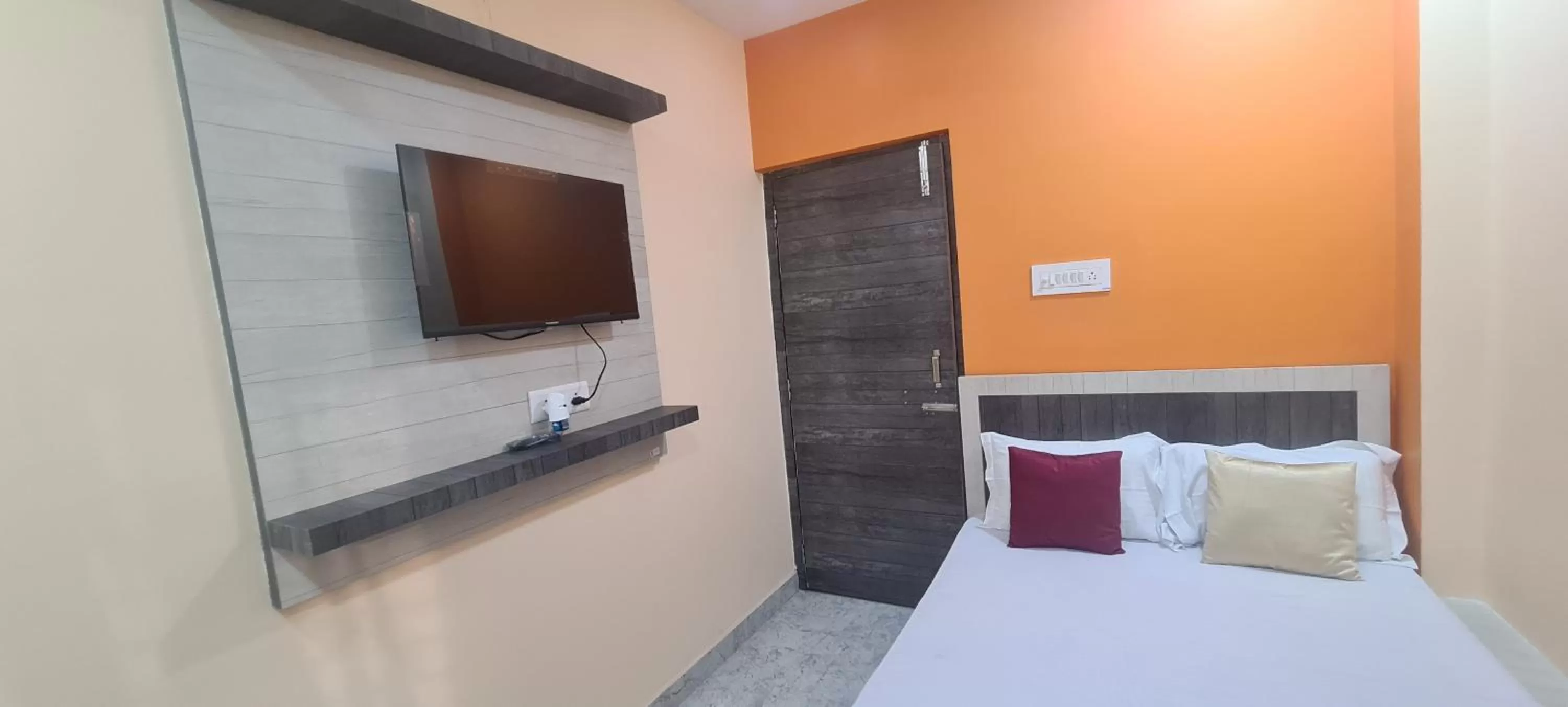 Bedroom, Bed in HOTEL MANORAMA PALACE