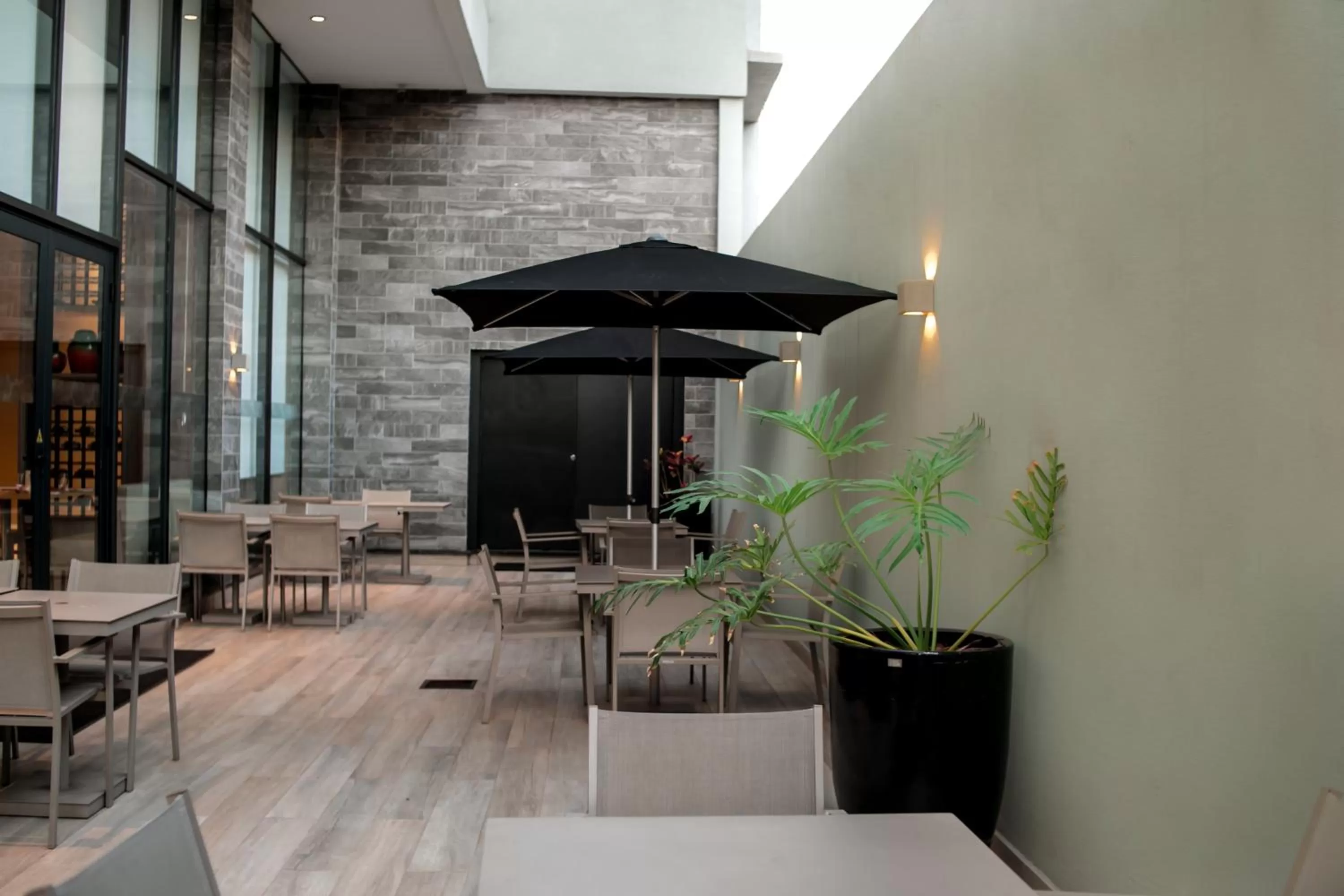 Patio in Rio Hotel by Bourbon Ciudad Del Este