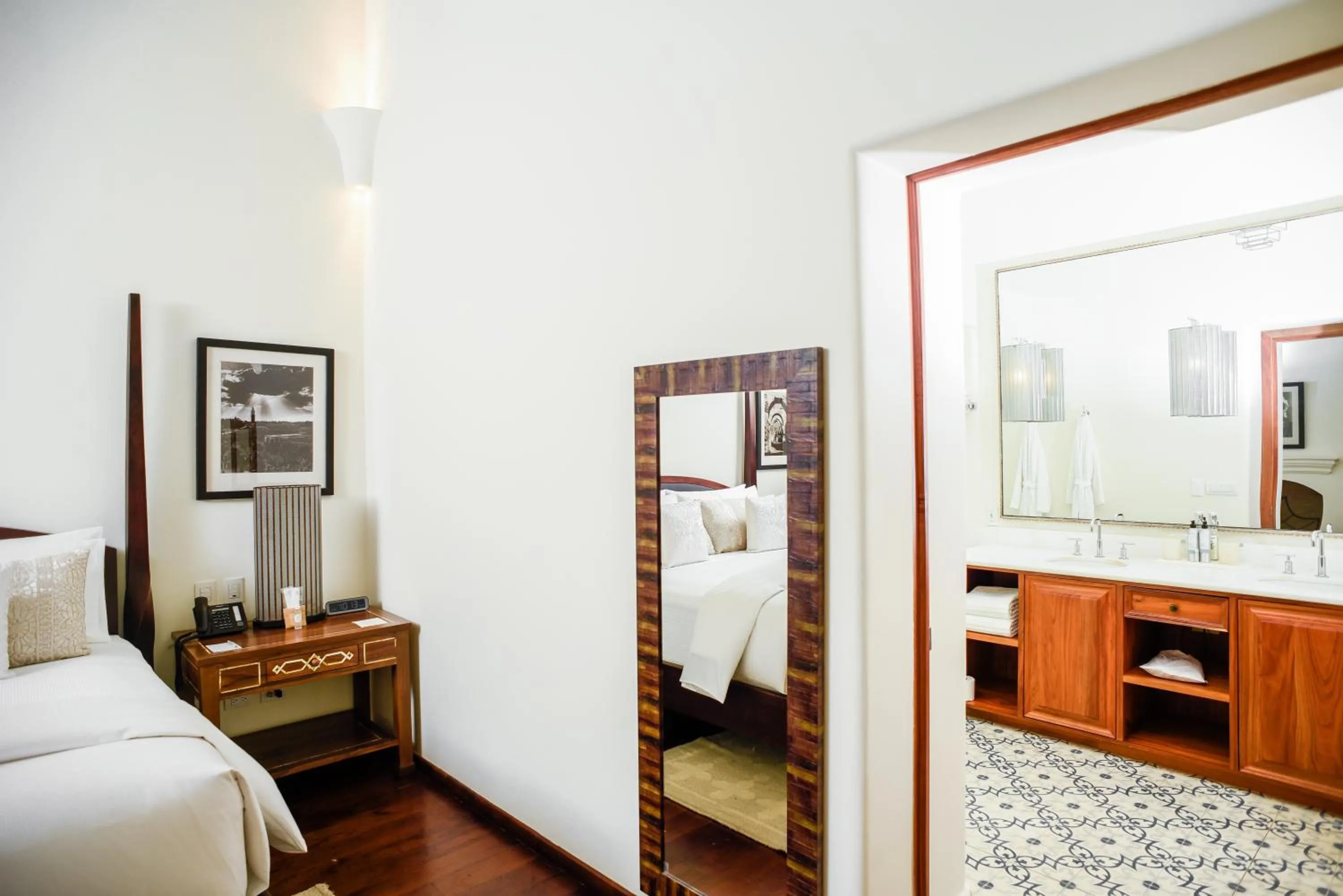 Bedroom, Bed in Hotel Casa Blanca 7