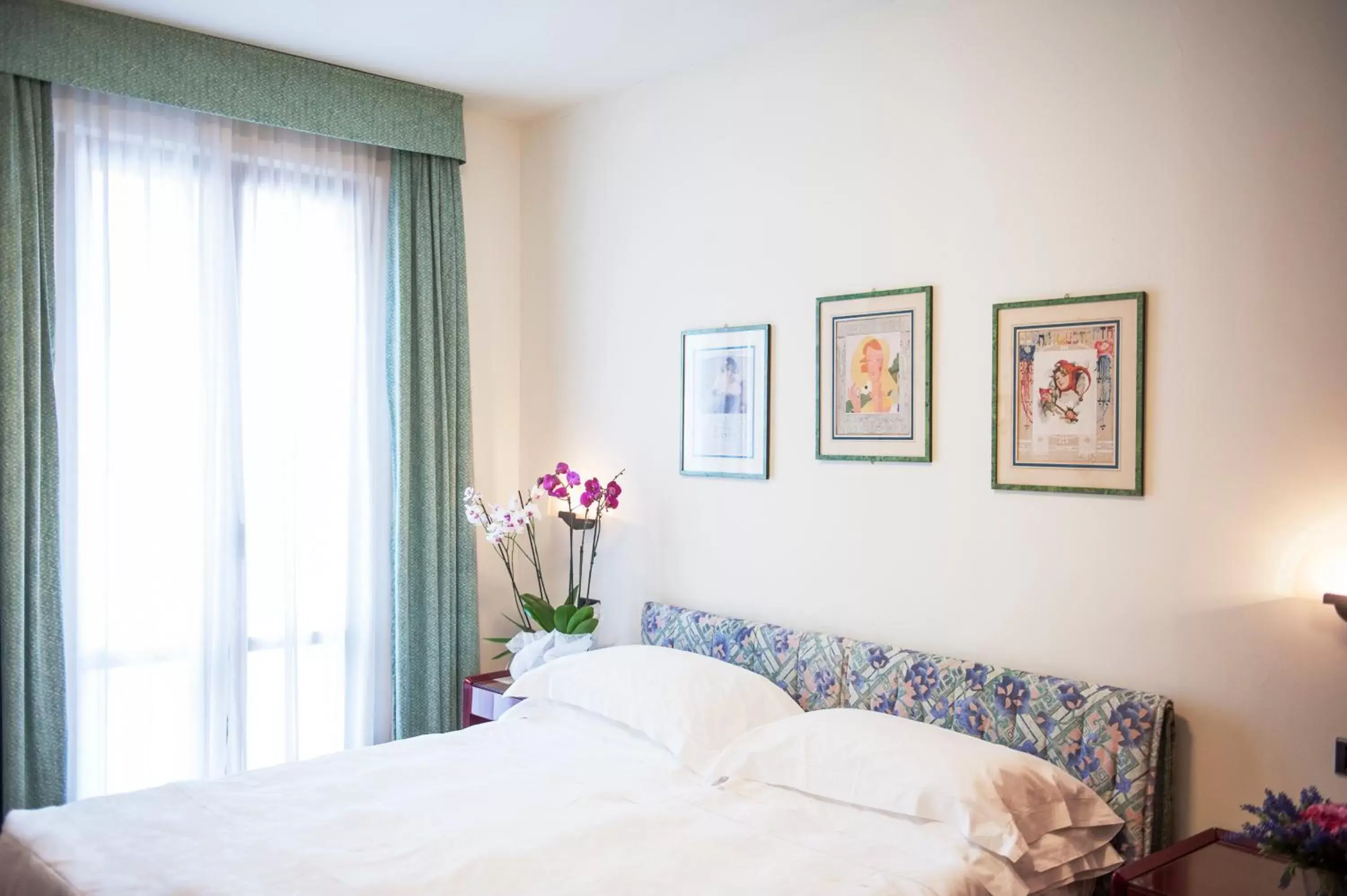 Standard Double or Twin Room in Villa Ermellina Siena, a Tribute Portfolio Hotel Standard Double or Twin Room in Villa Ermellina Siena, a Tribute Portfolio Hotel