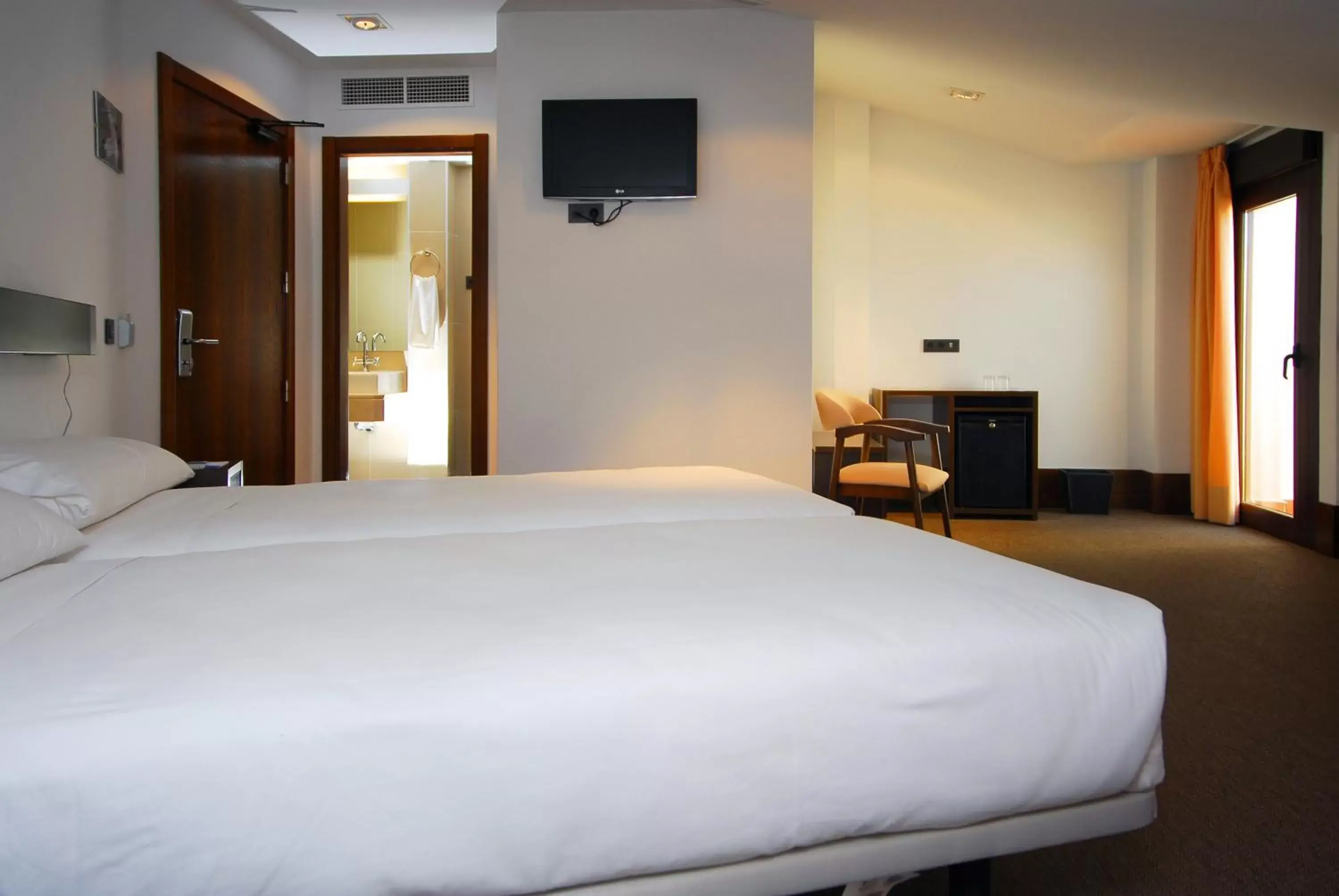 Bedroom, Bed in Hotel Domus Plaza Zocodover