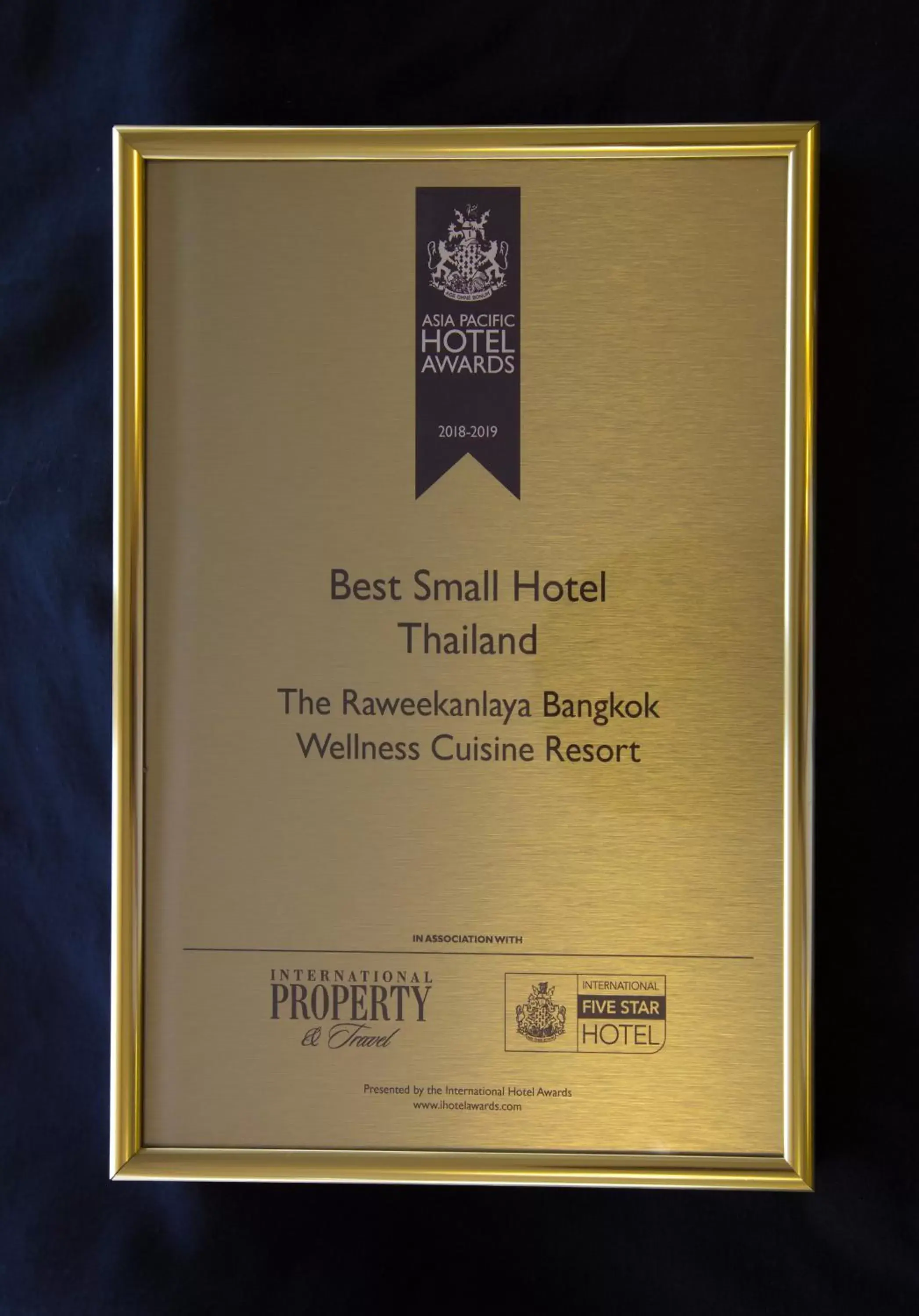 Certificate/Award in The Raweekanlaya Bangkok