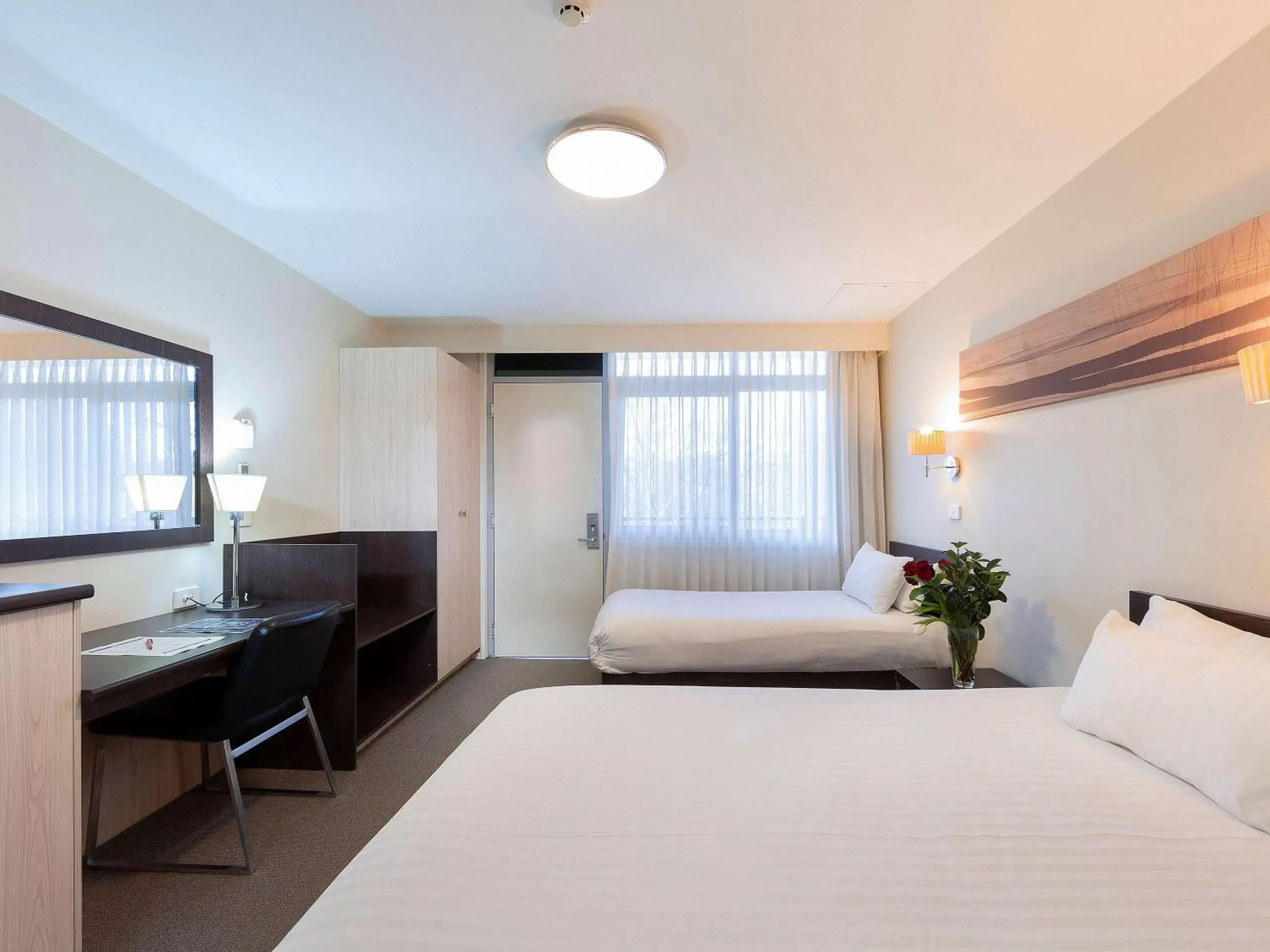 Photo of the whole room, Bed in ibis Styles Canberra Tall Trees Hotel