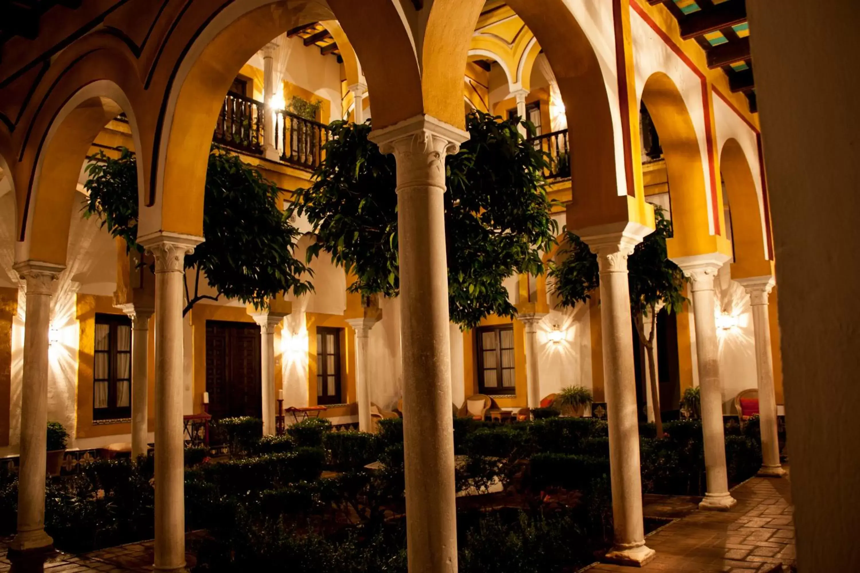 Garden, Property Building in Hotel Casa Imperial