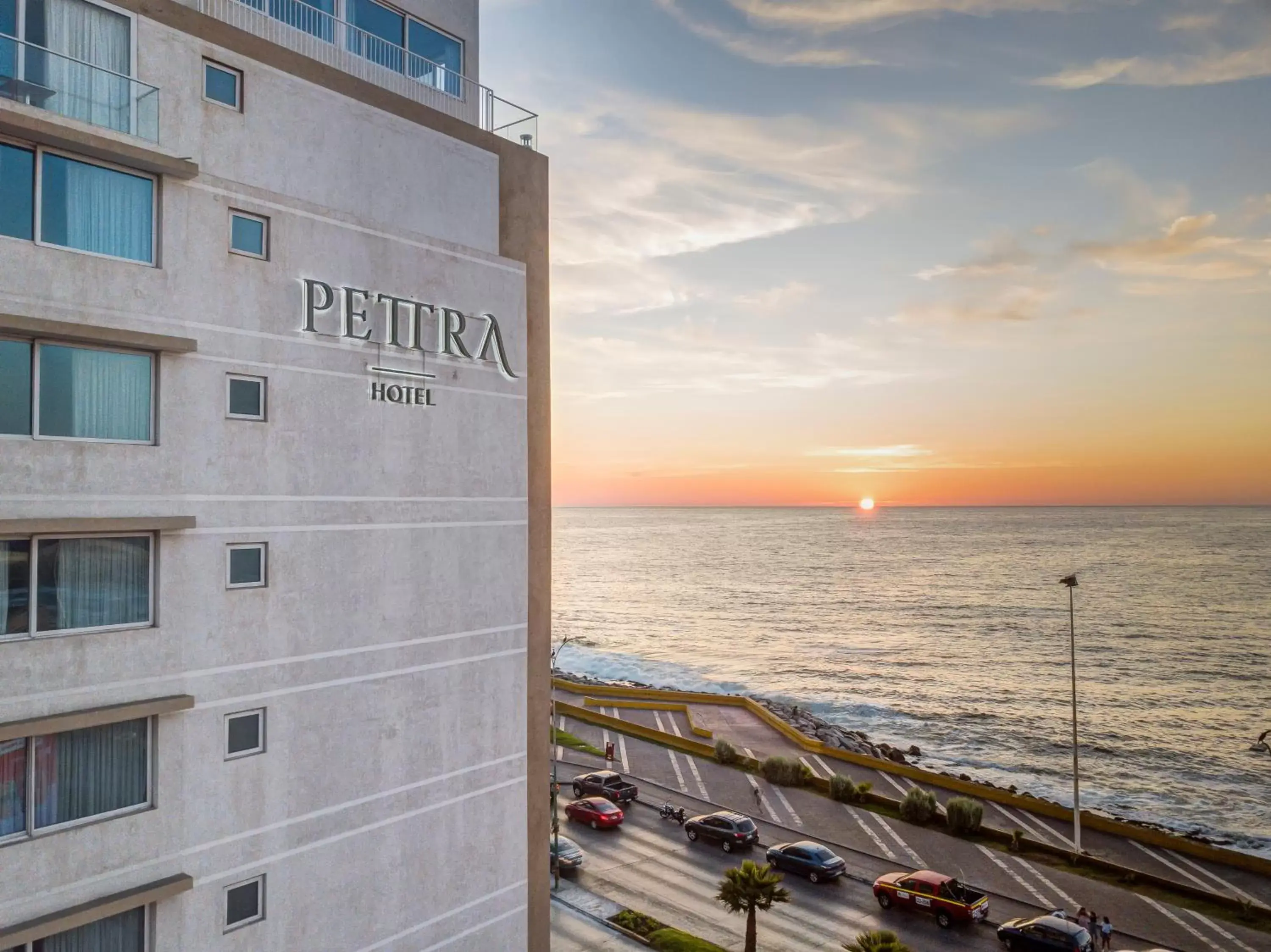 Sea view in Wyndham Garden Antofagasta Pettra