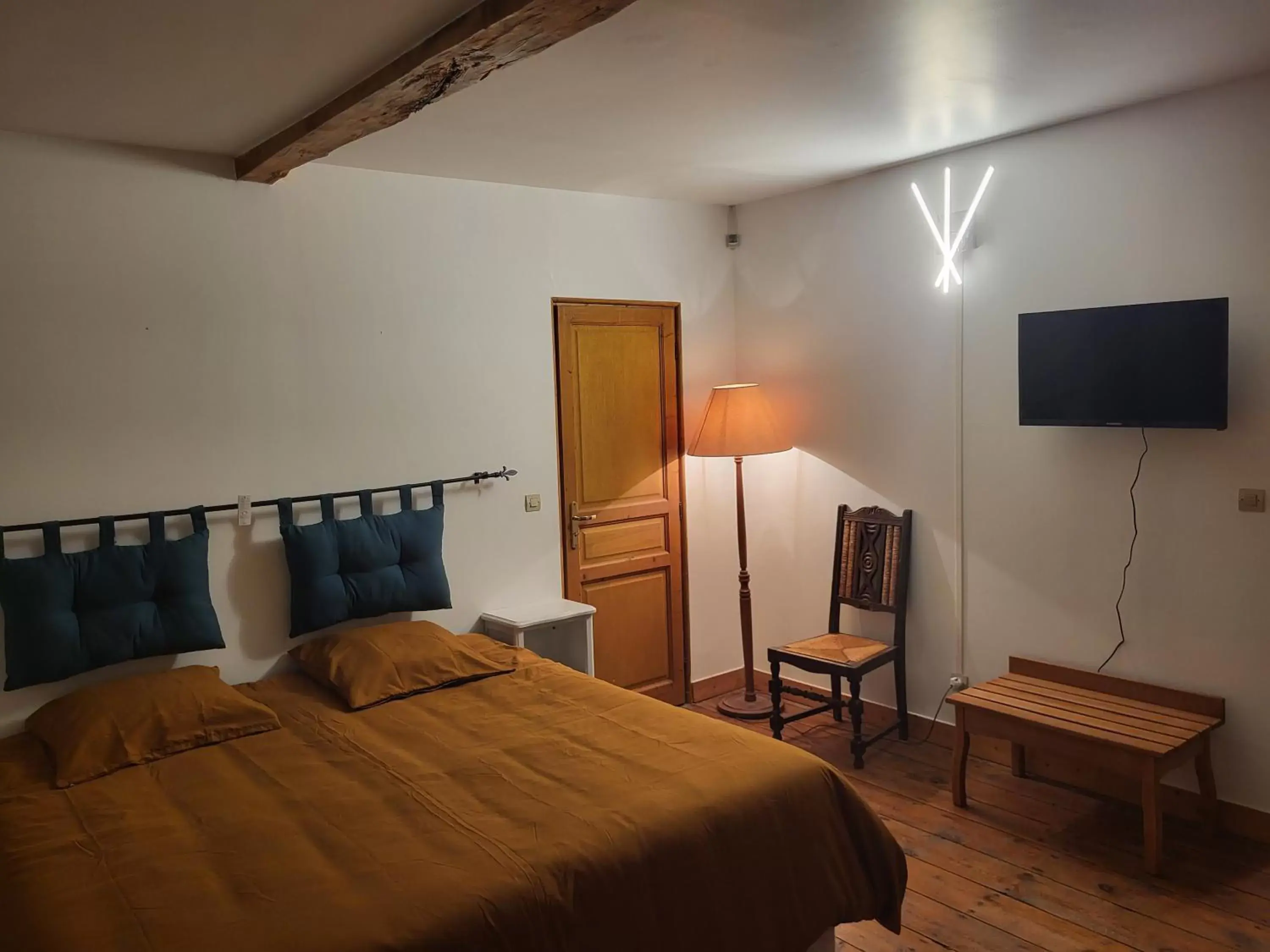 Bedroom, Bed in Domaine de La Sarrotte