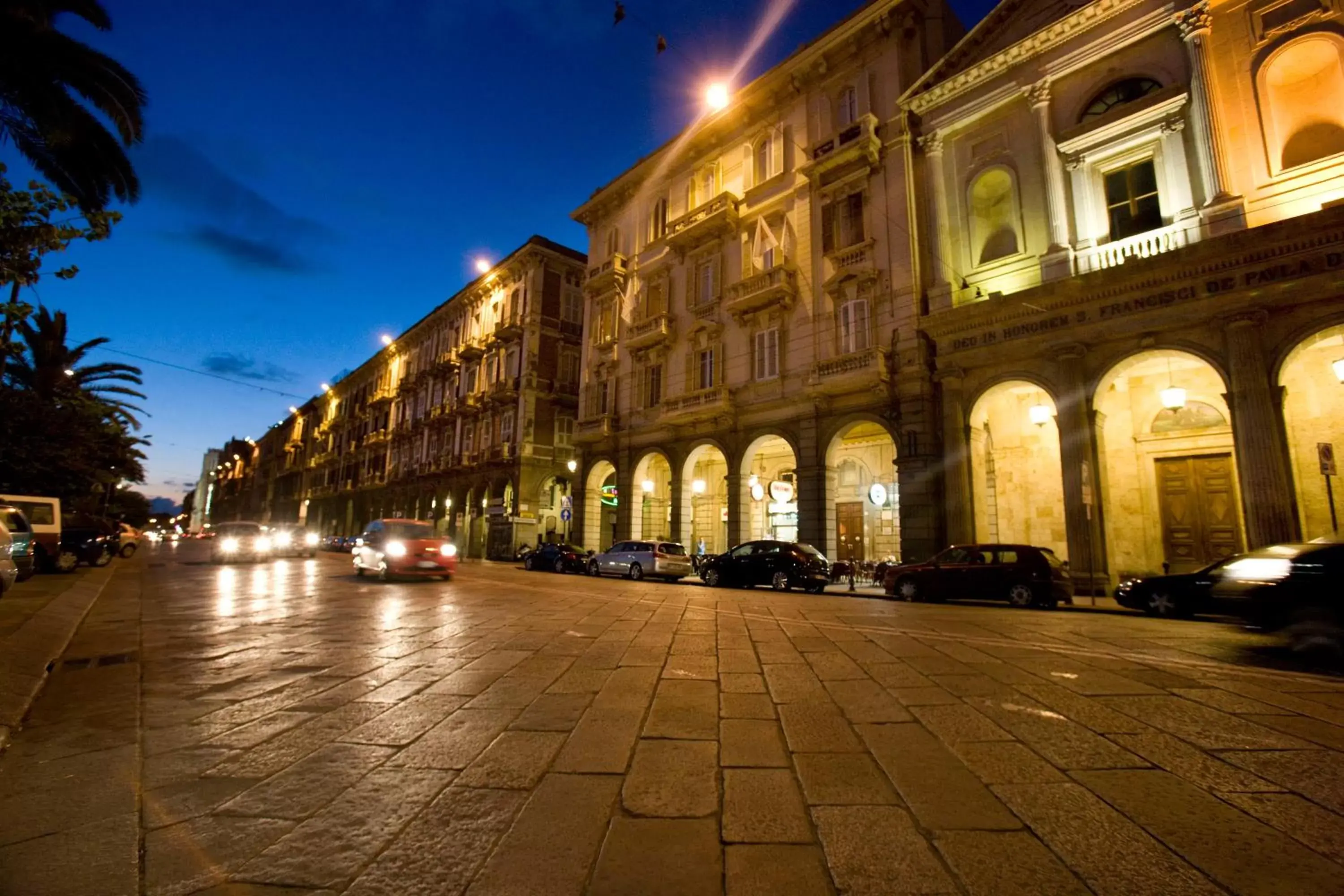 Property Building in Miramare Cagliari Hotel Museo