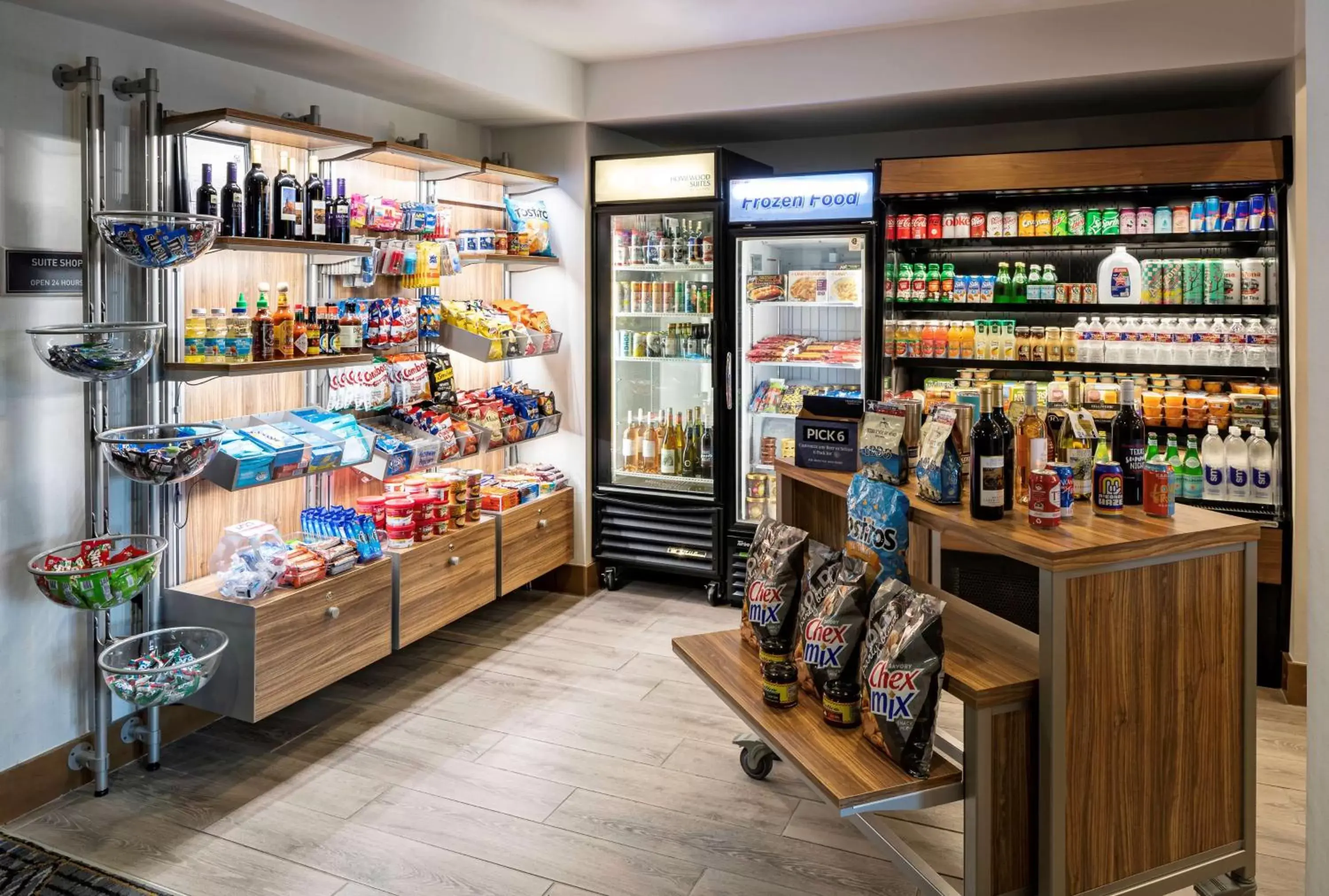 Dining area, Supermarket/Shops in Homewood Suites by Hilton Austin/Round Rock