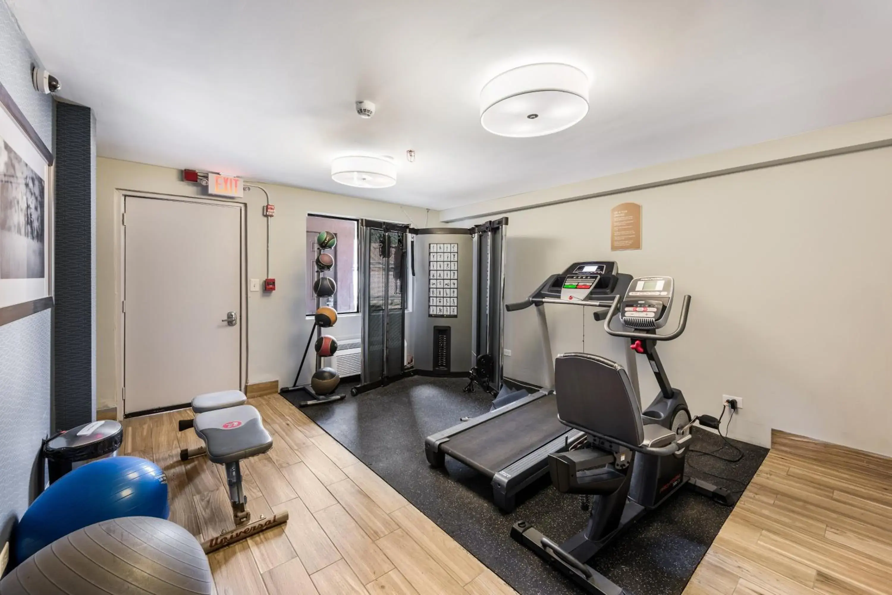 Fitness centre/facilities, Fitness Center/Facilities in Red Roof Inn Morton Grove