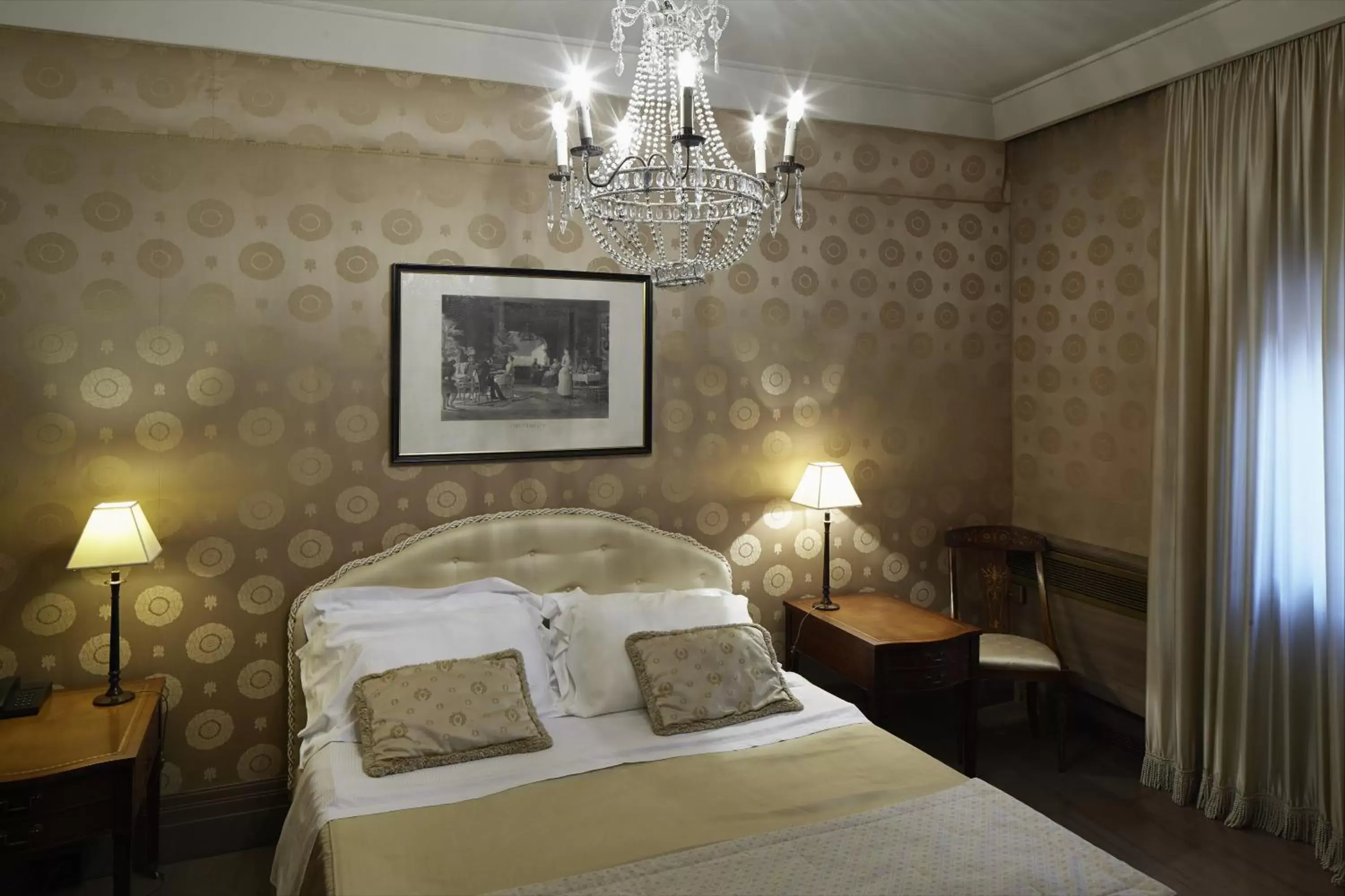 Bedroom, Room Photo in Albergo Cappello