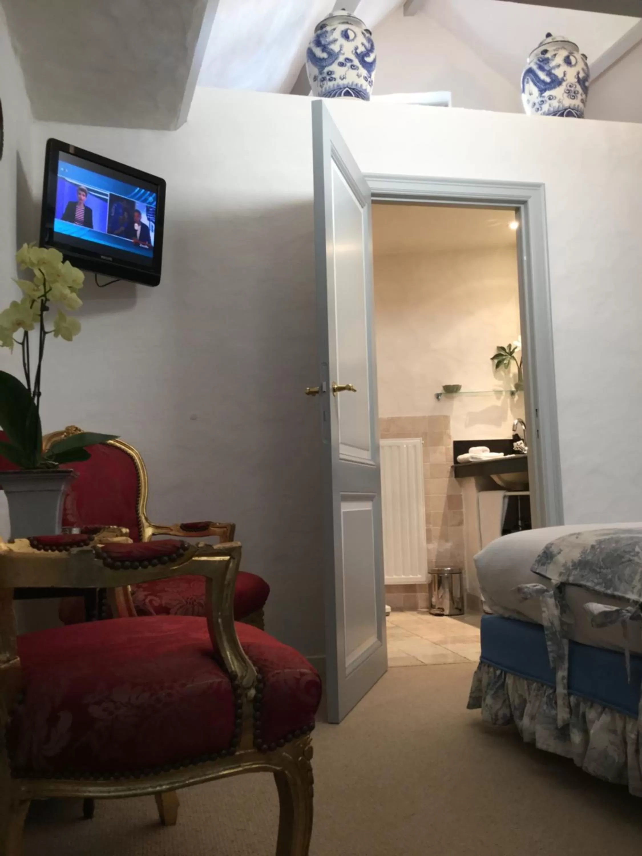 Photo of the whole room in B&B Auberge De Klasse