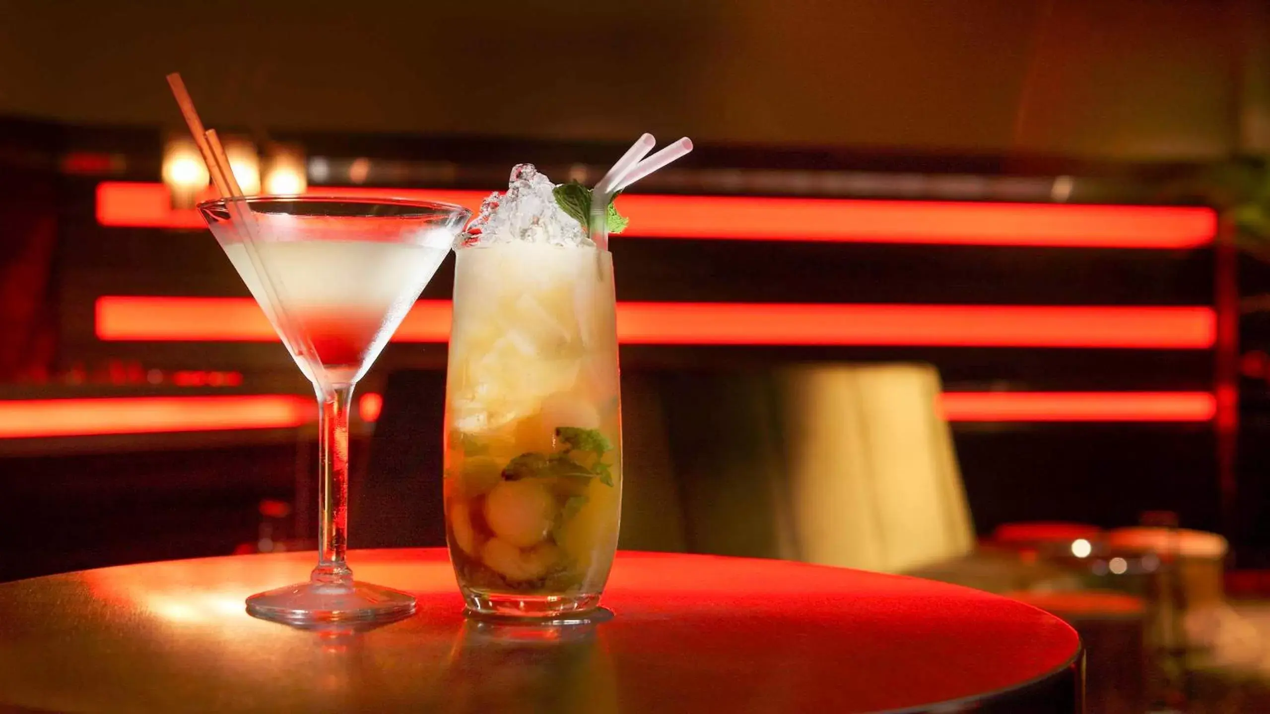 Lounge or bar, Drinks in Sofitel Gold Coast Broadbeach