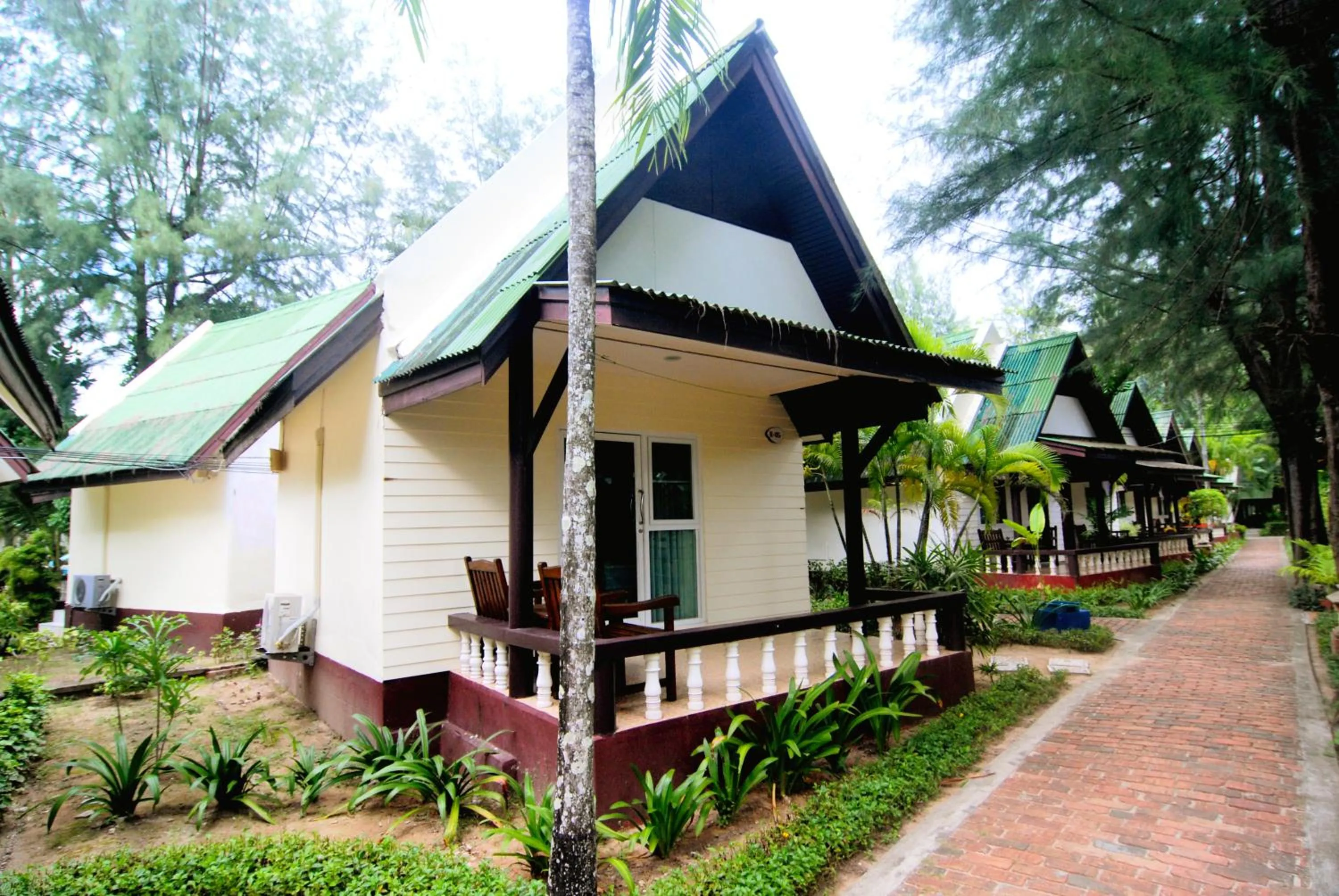 Facade/entrance in Southern Lanta Resort