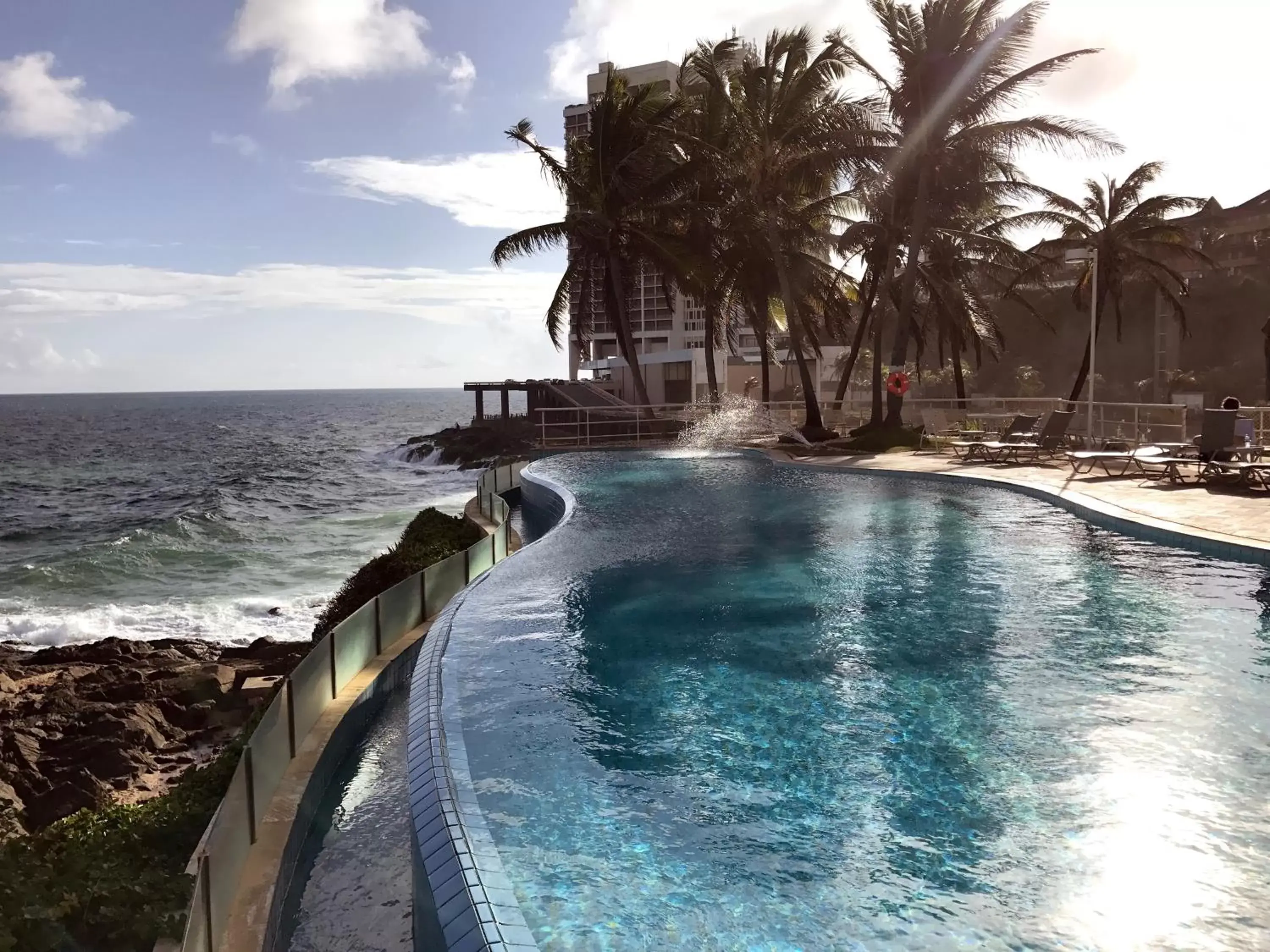 Swimming Pool in Mercure Salvador Rio Vermelho