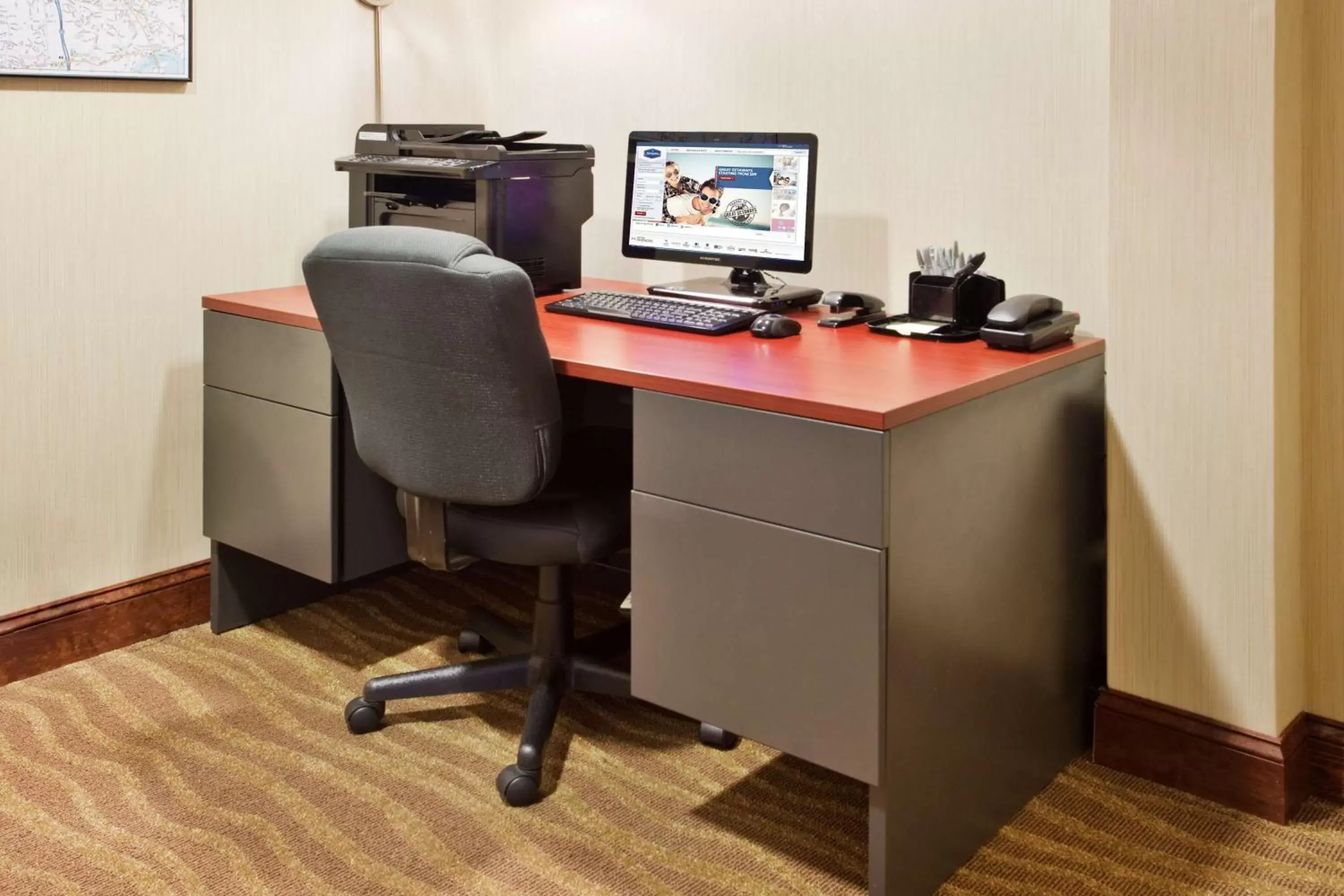 Business facilities in Hampton Inn Clifton Park