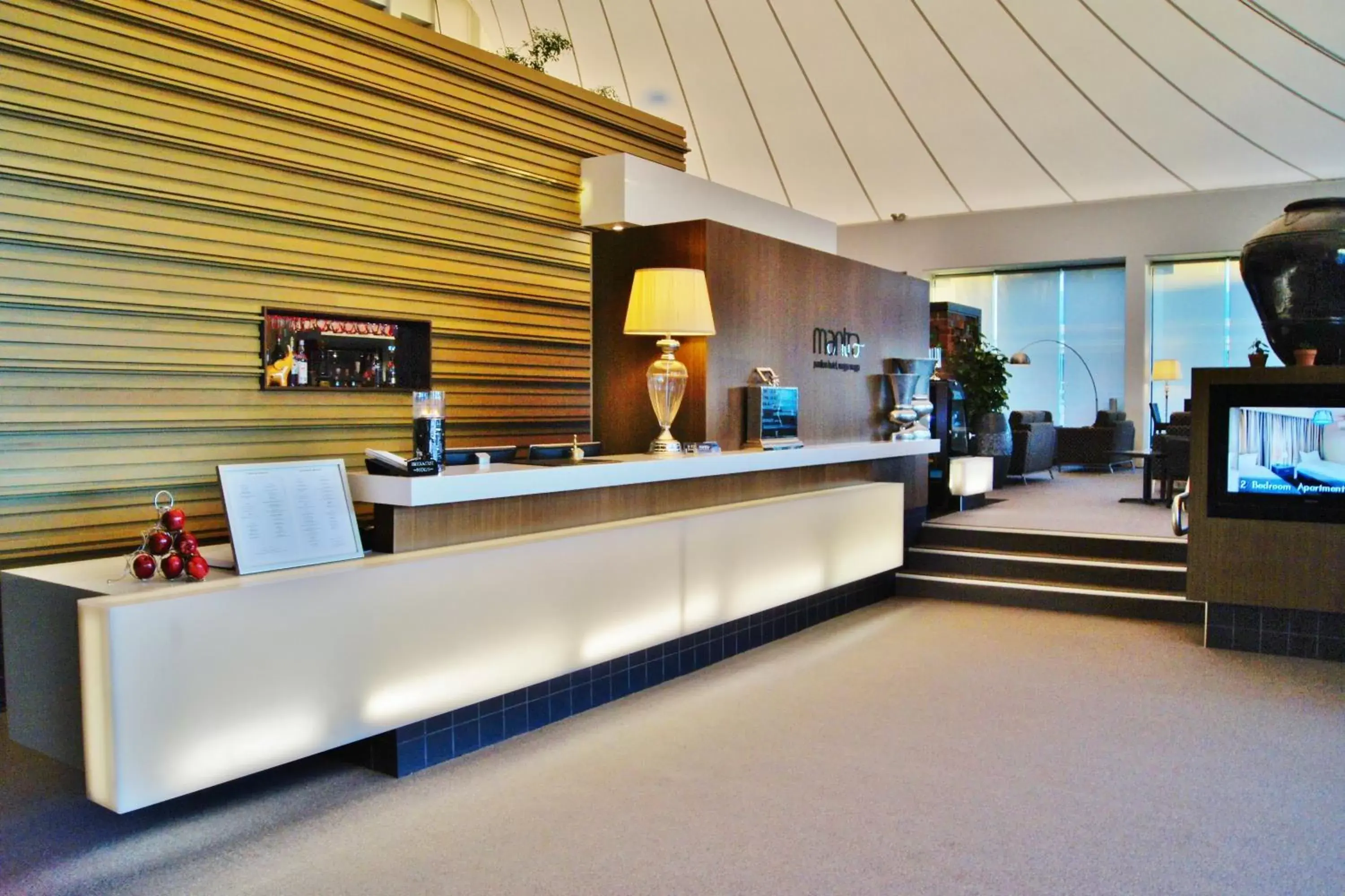 Lobby or reception in Mantra Pavilion Hotel Wagga