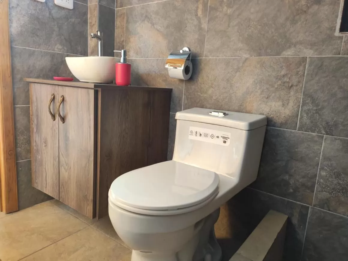 Bathroom in Ruta de los volcanes