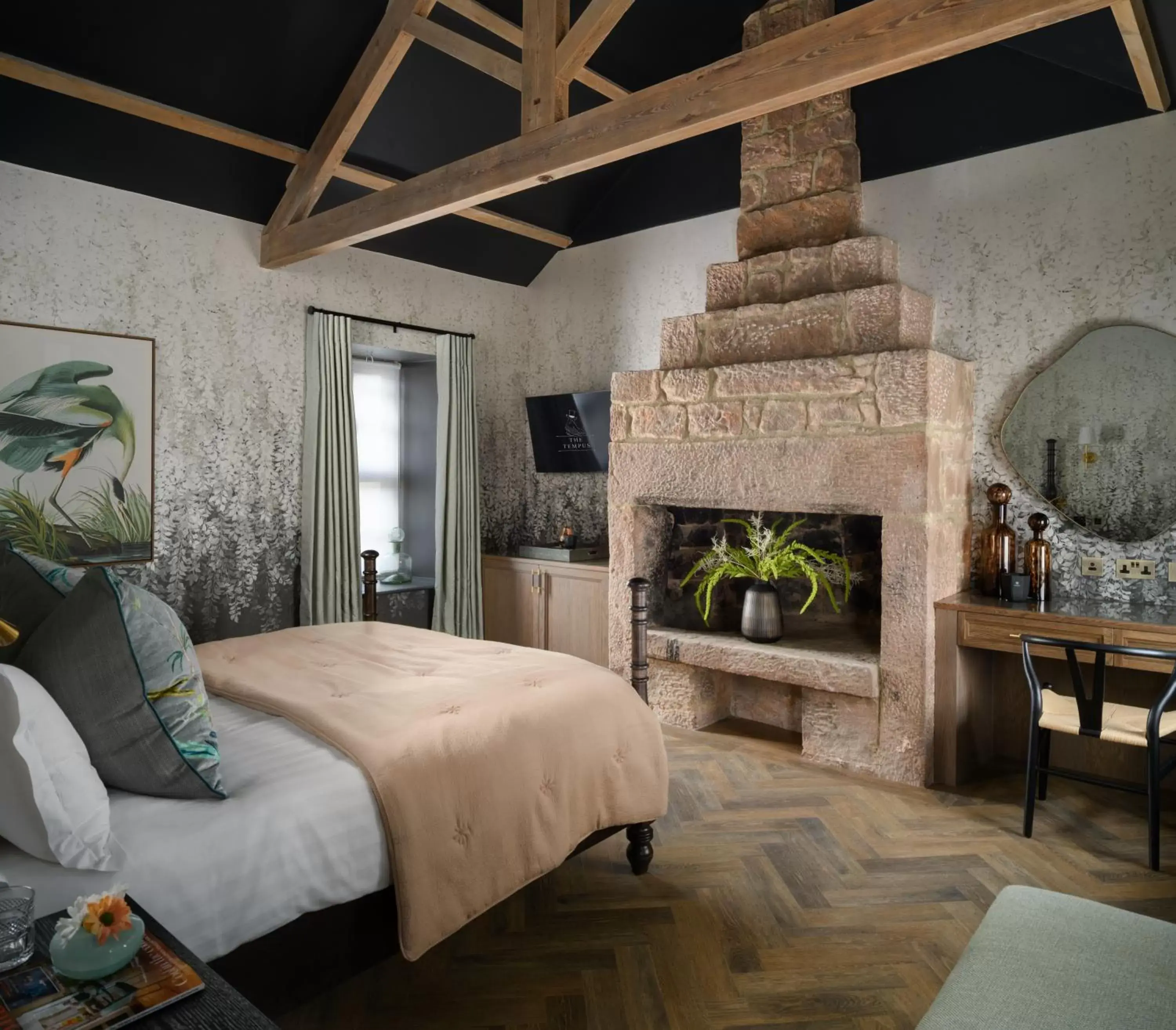 Bedroom, Bed in Charlton Hall Estate