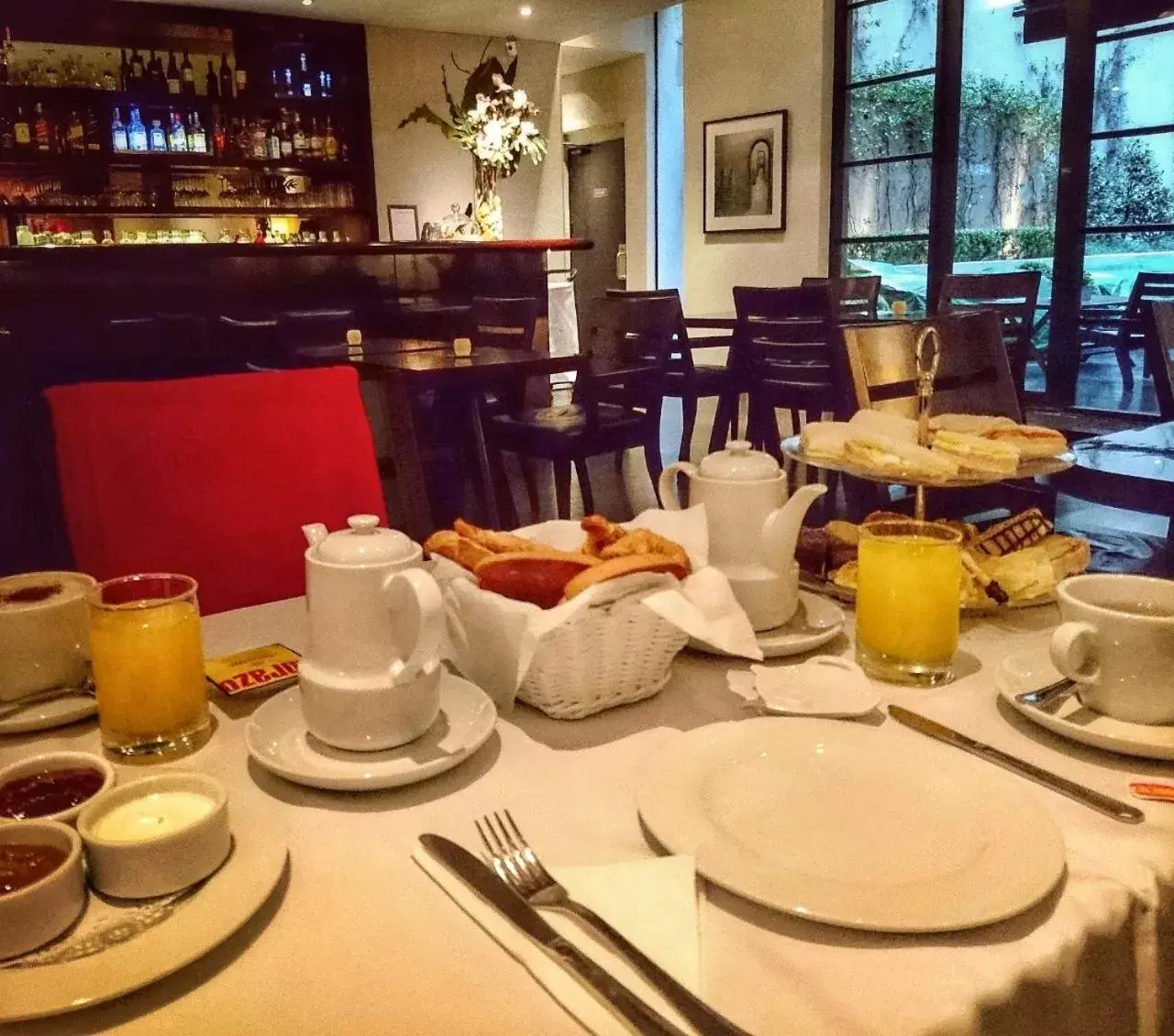 Food, Restaurant/Places to Eat in Serena Hotel Buenos Aires