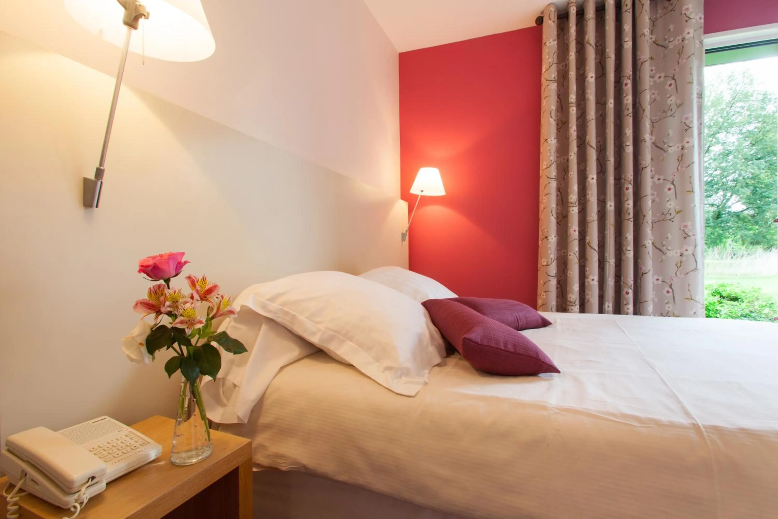 Park Room in Logis Ar Milin