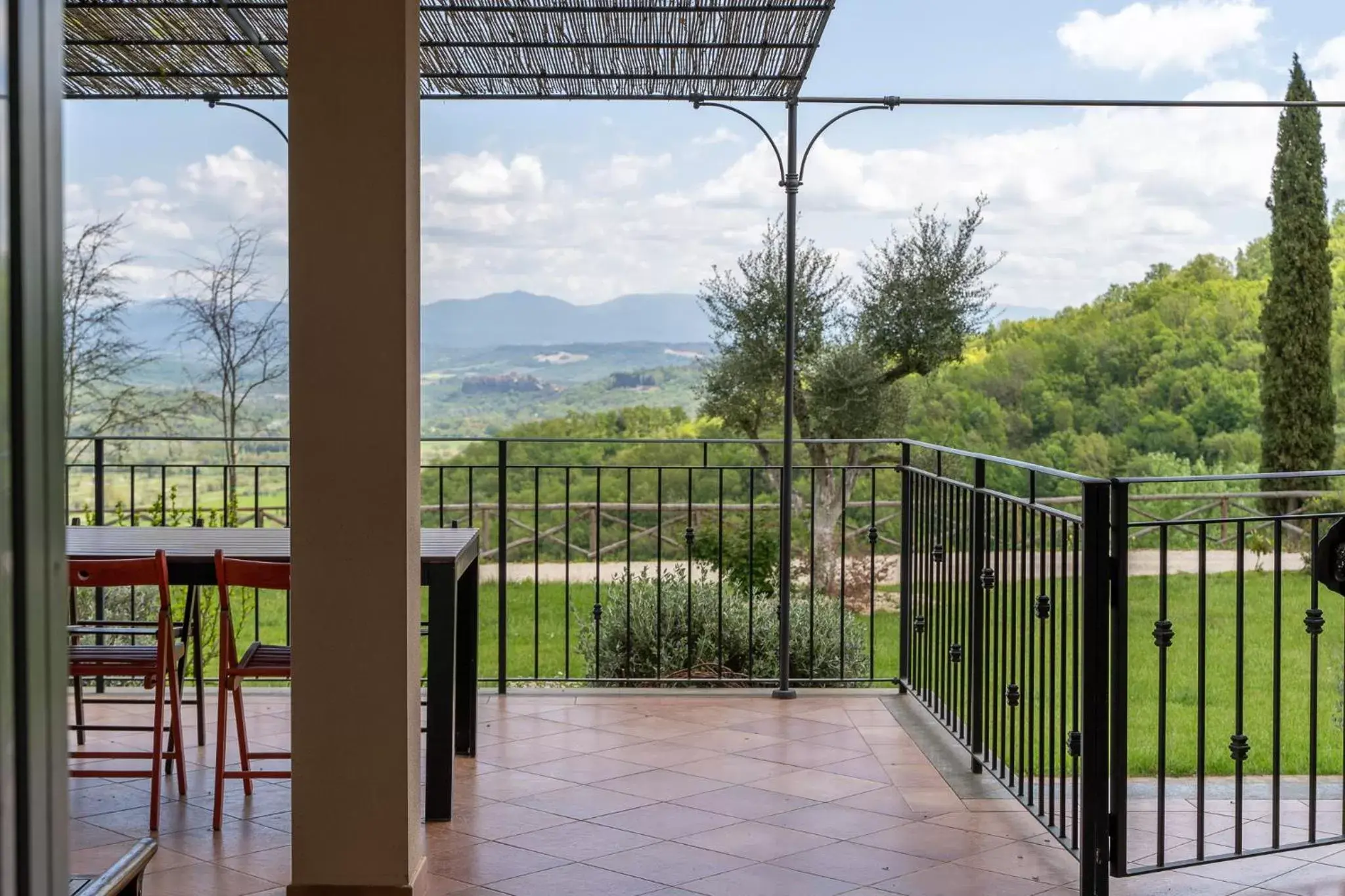 Patio in L'Olivo Country Club Resort & SPA