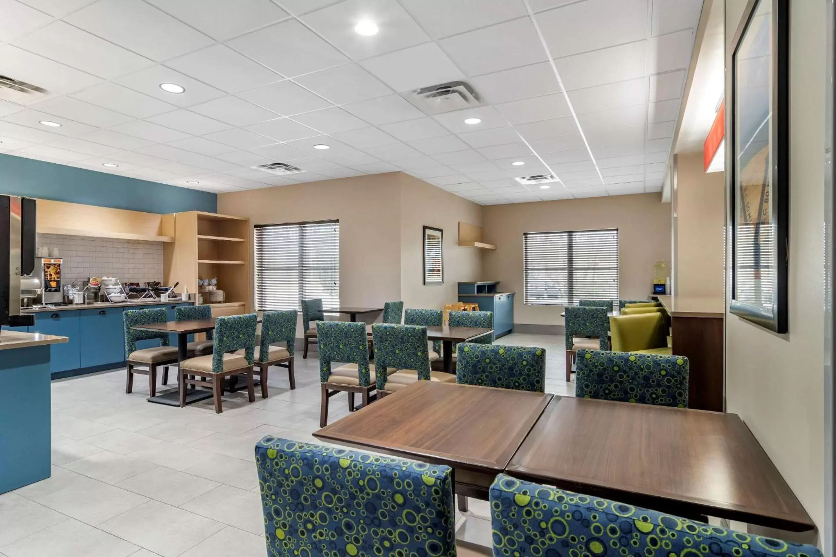 Restaurant/Places to Eat in Comfort Inn & Suites Calhoun South